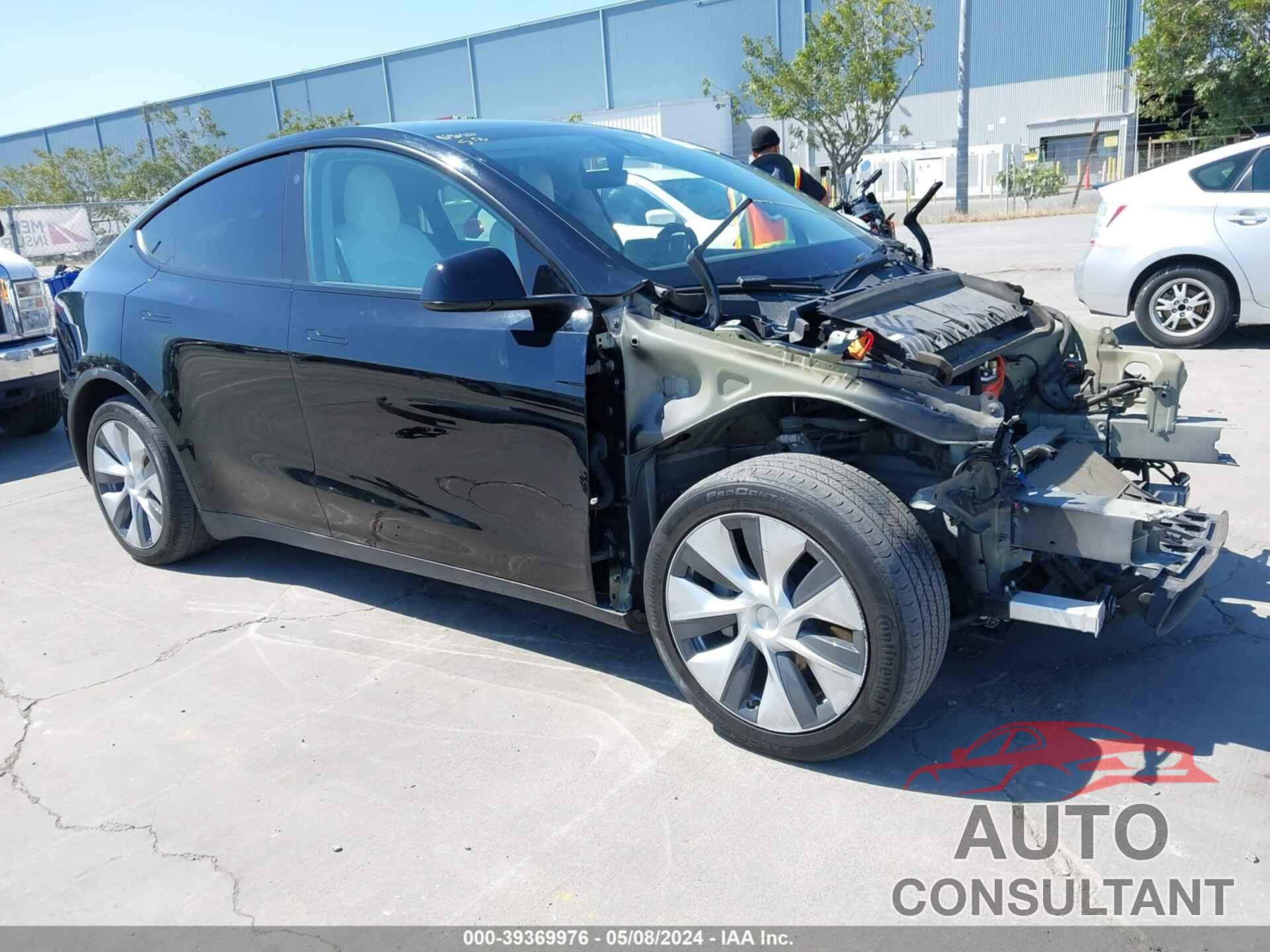 TESLA MODEL Y 2021 - 5YJYGDEEXMF294752