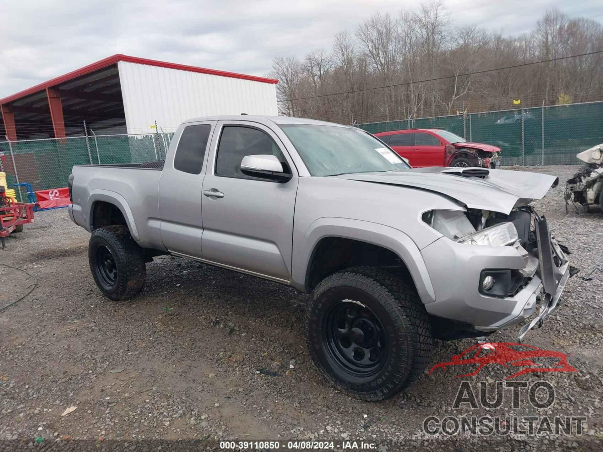 TOYOTA TACOMA 2017 - 5TFSZ5AN2HX103851