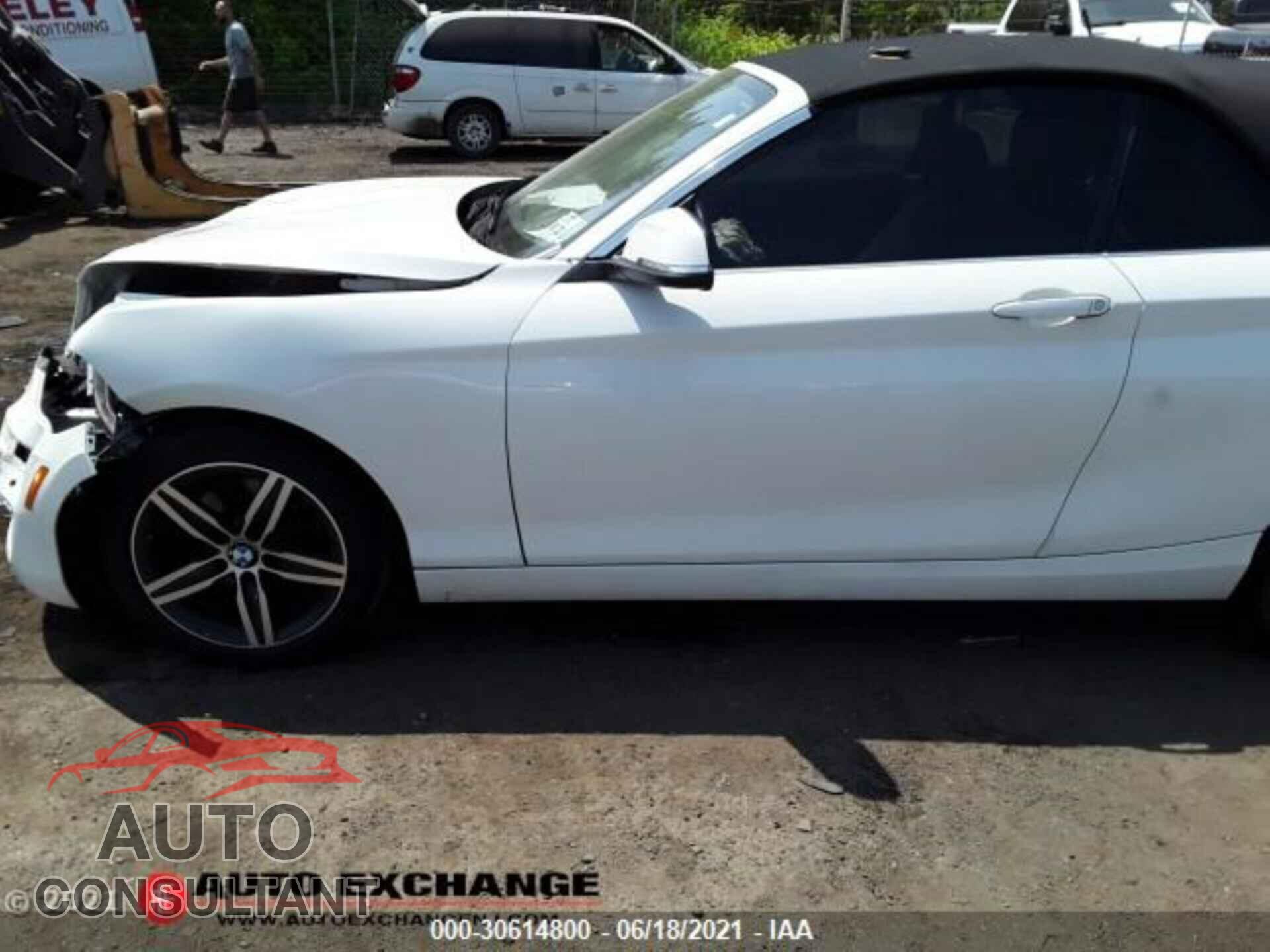 BMW 2 SERIES 2017 - WBA2M9C52HV717455