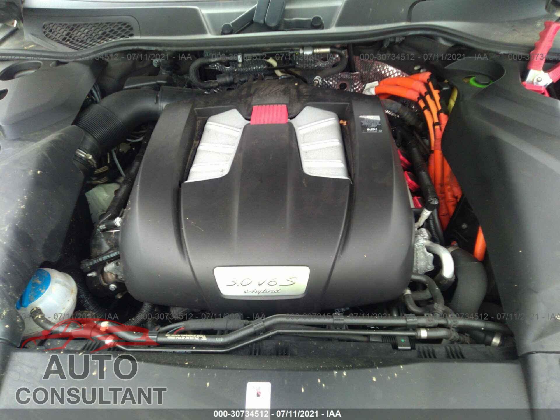 PORSCHE CAYENNE 2017 - WP1AE2A25HLA75285