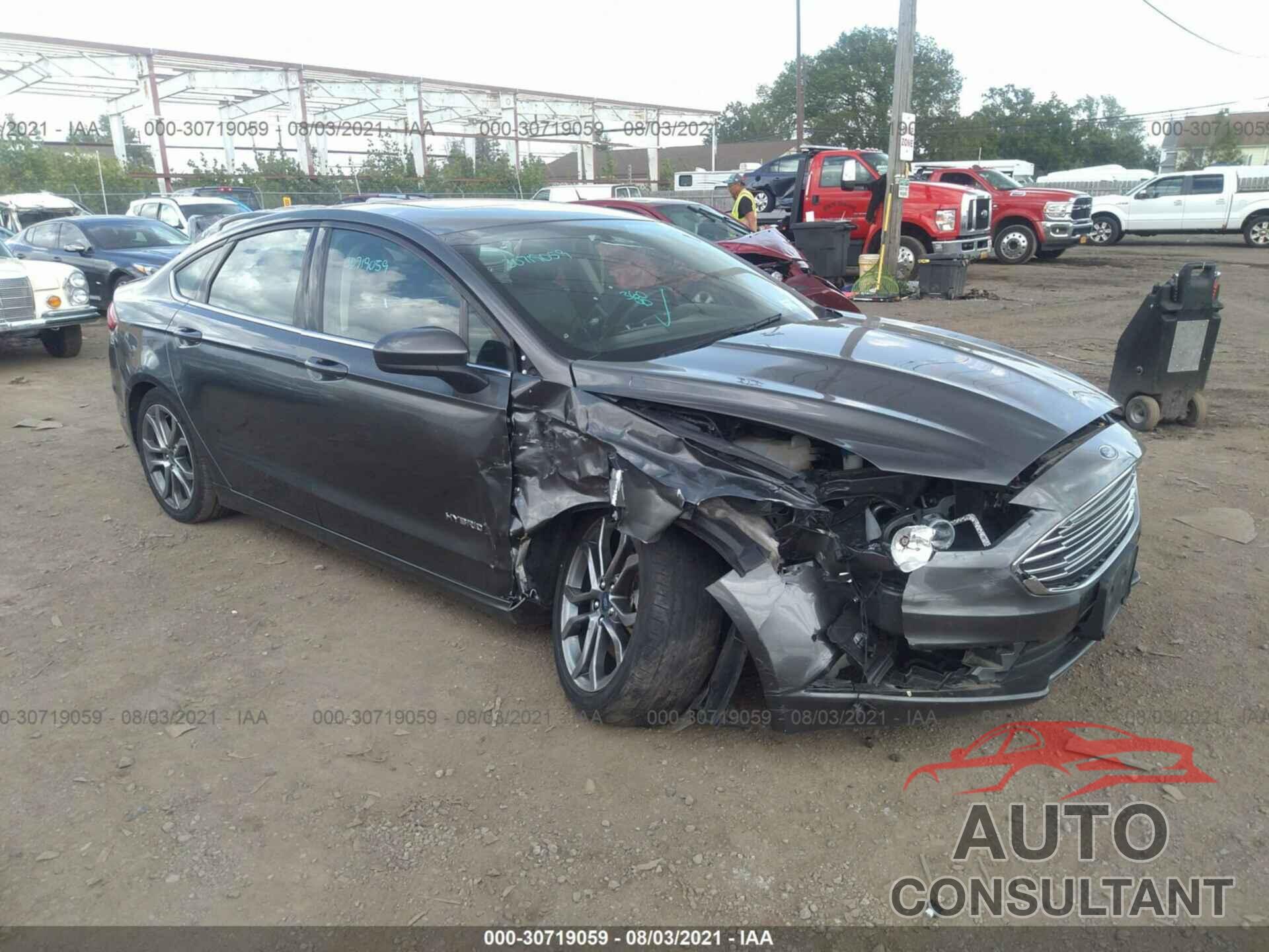 FORD FUSION 2017 - 3FA6P0LU2HR325285