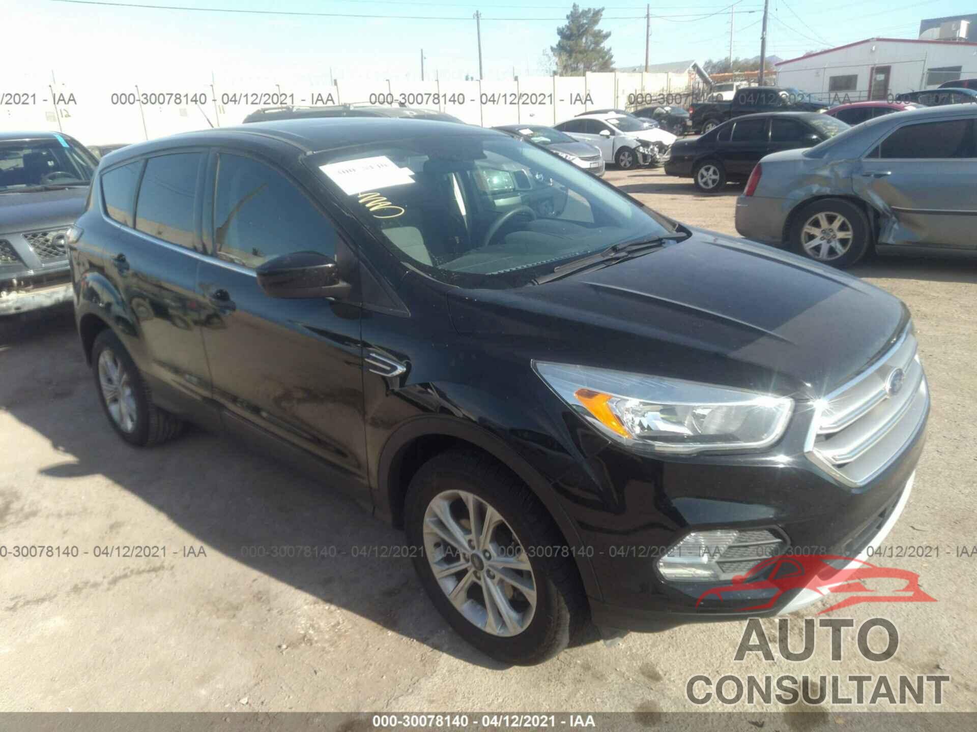 FORD ESCAPE 2017 - 1FMCU9G9XHUA95564