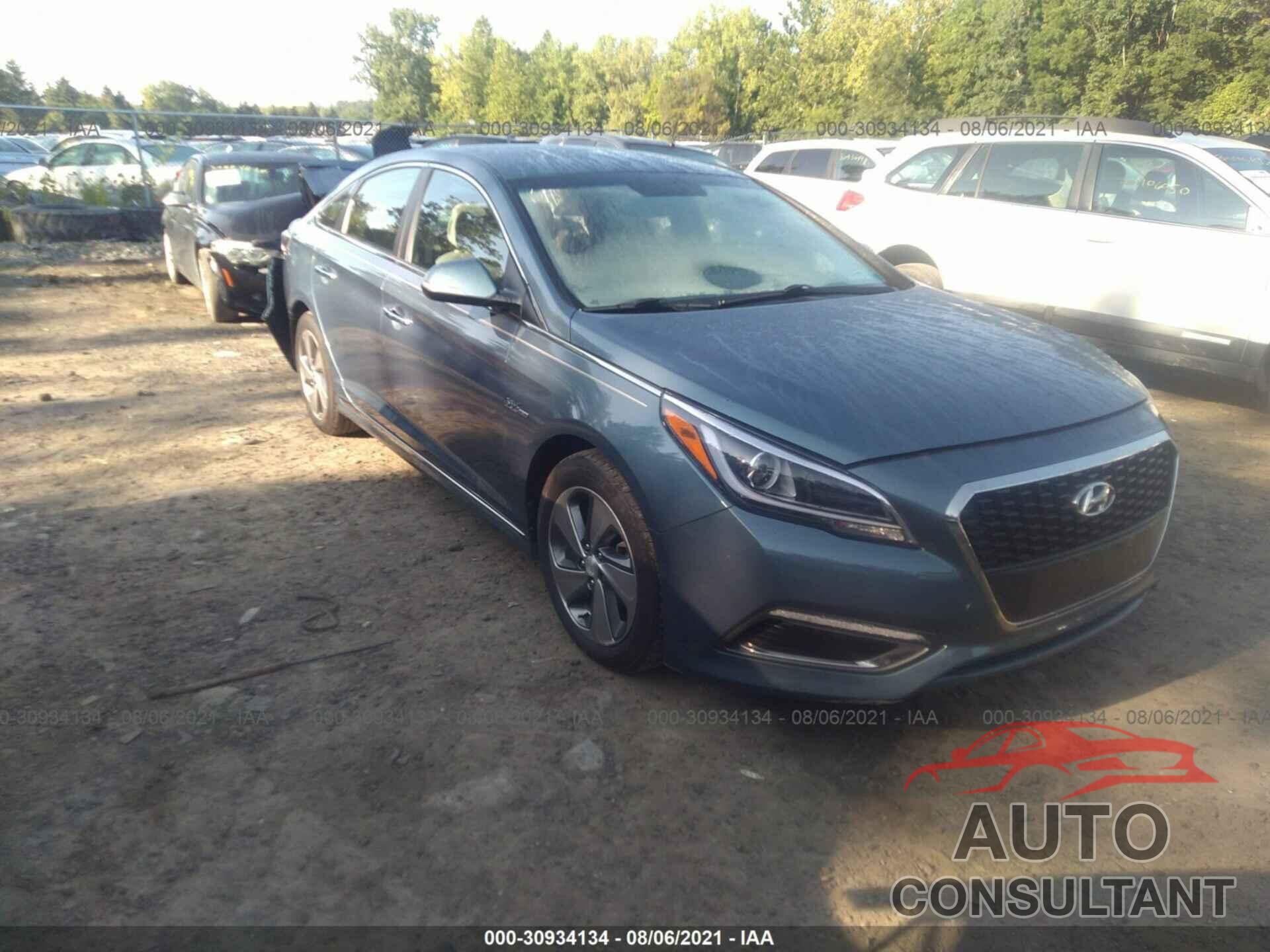 HYUNDAI SONATA HYBRID 2016 - KMHE34L11GA017401