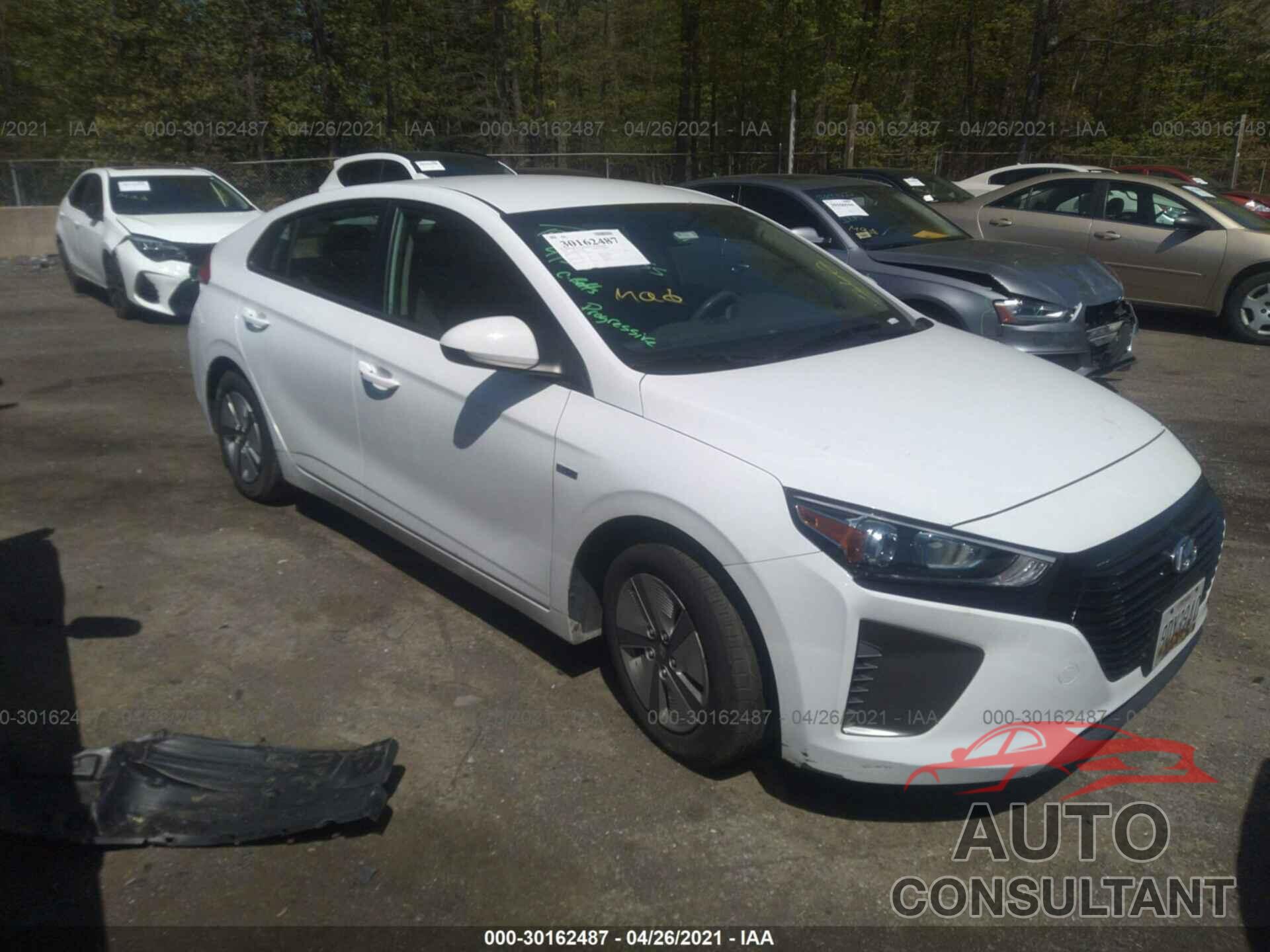 HYUNDAI IONIQ HYBRID 2019 - KMHC65LC7KU174458