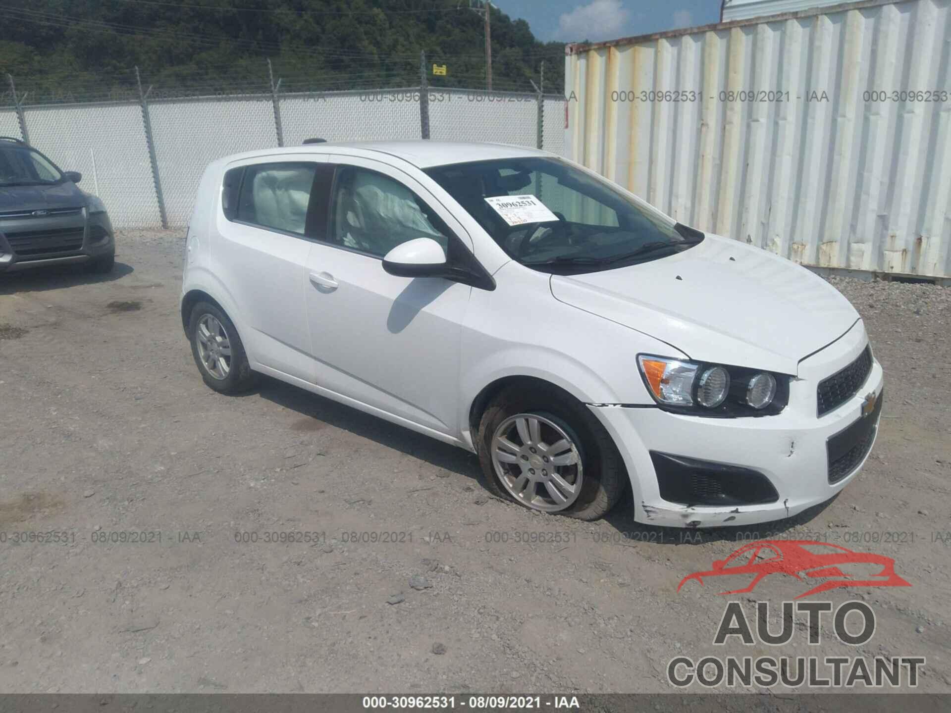 CHEVROLET SONIC 2016 - 1G1JC6SH6G4130488