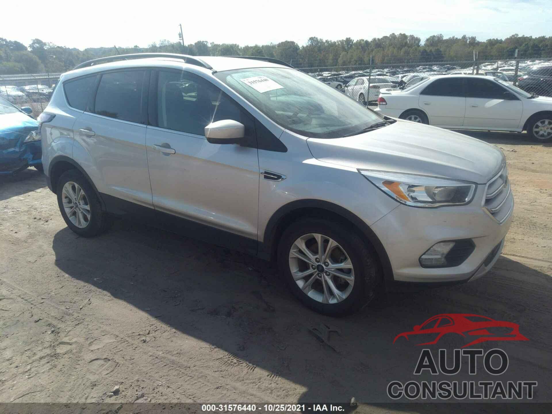 FORD ESCAPE 2018 - 1FMCU0GD7JUA48336