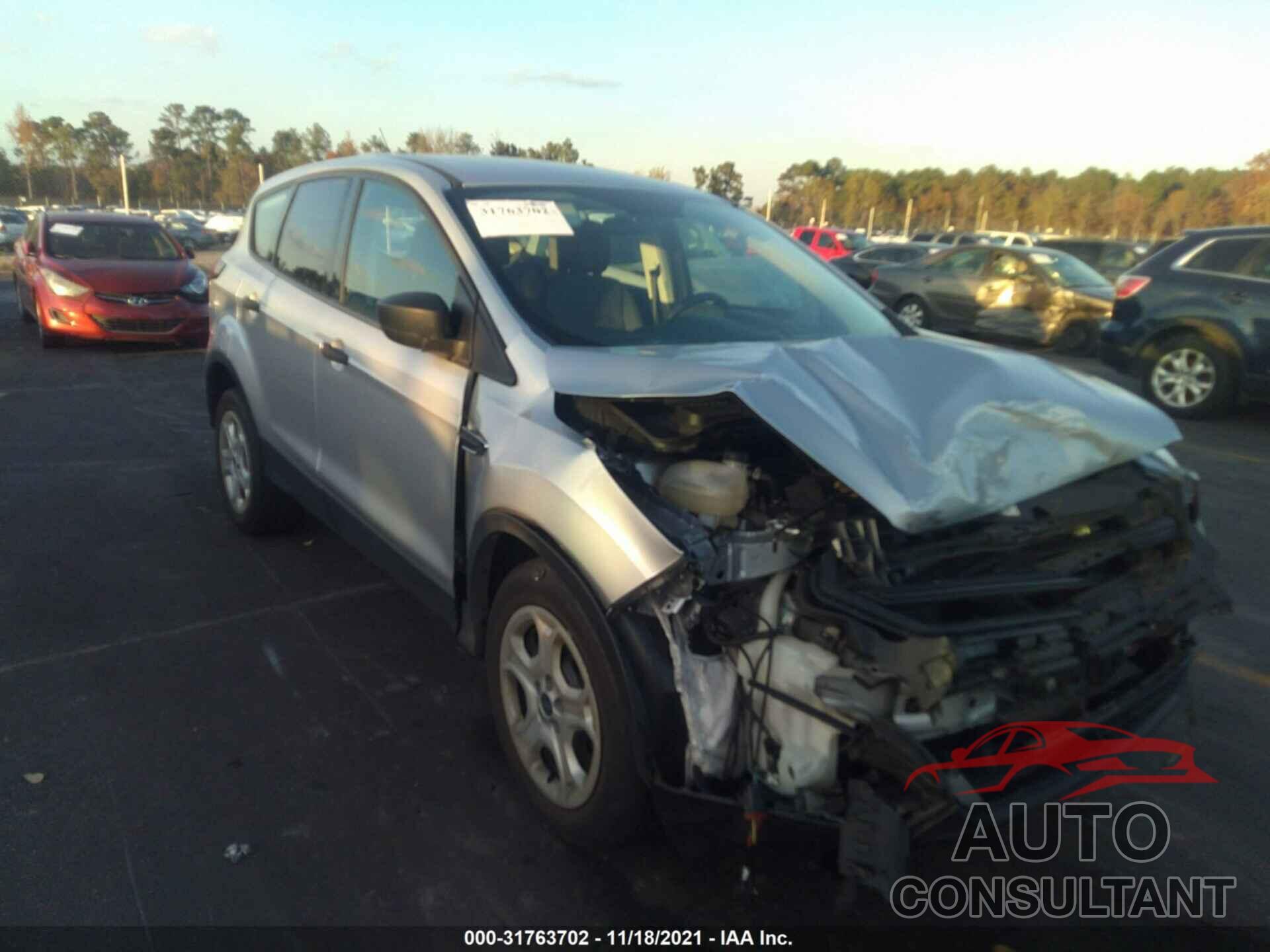 FORD ESCAPE 2019 - 1FMCU0F76KUB14470