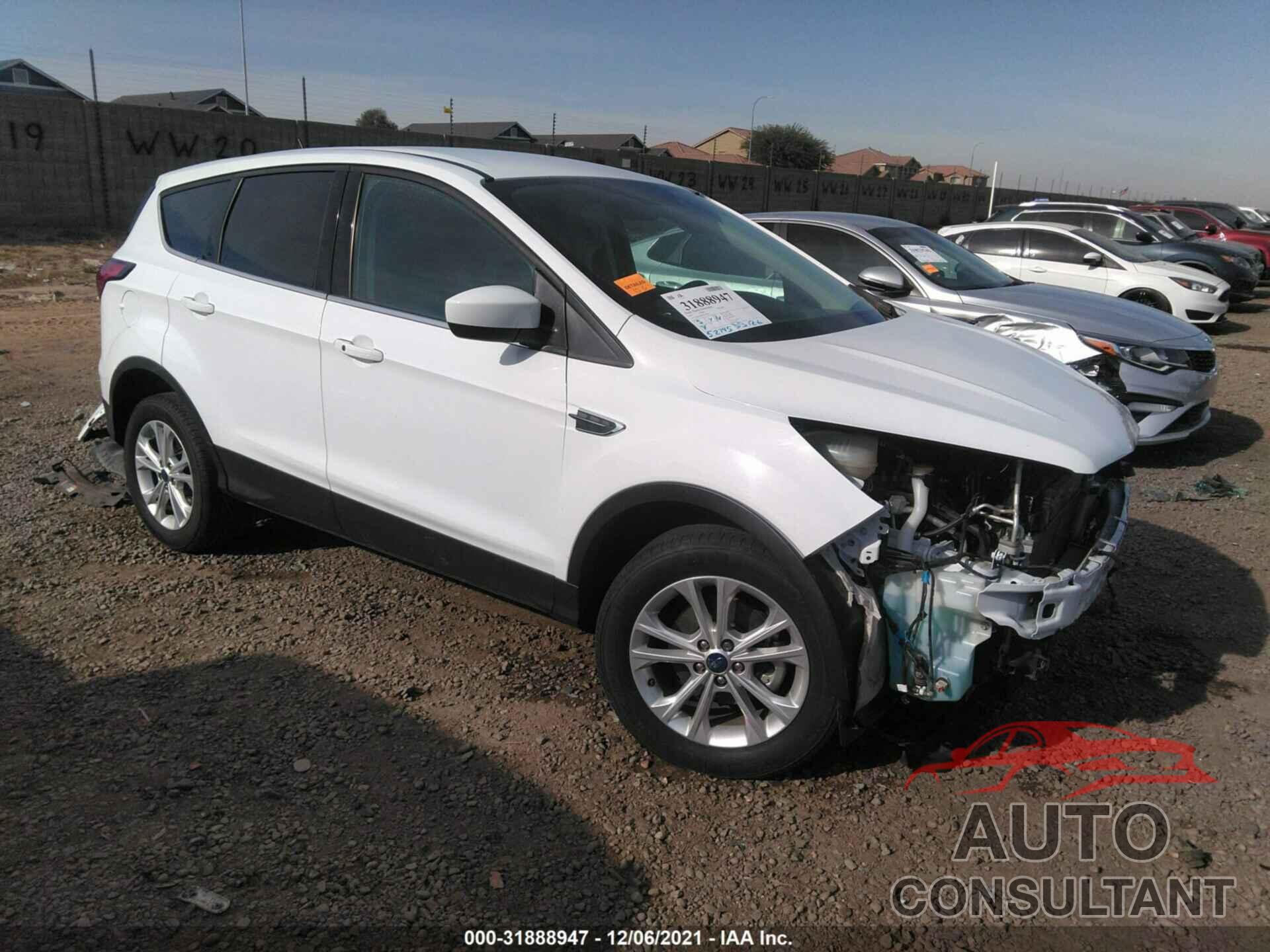 FORD ESCAPE 2019 - 1FMCU0GD9KUB29825