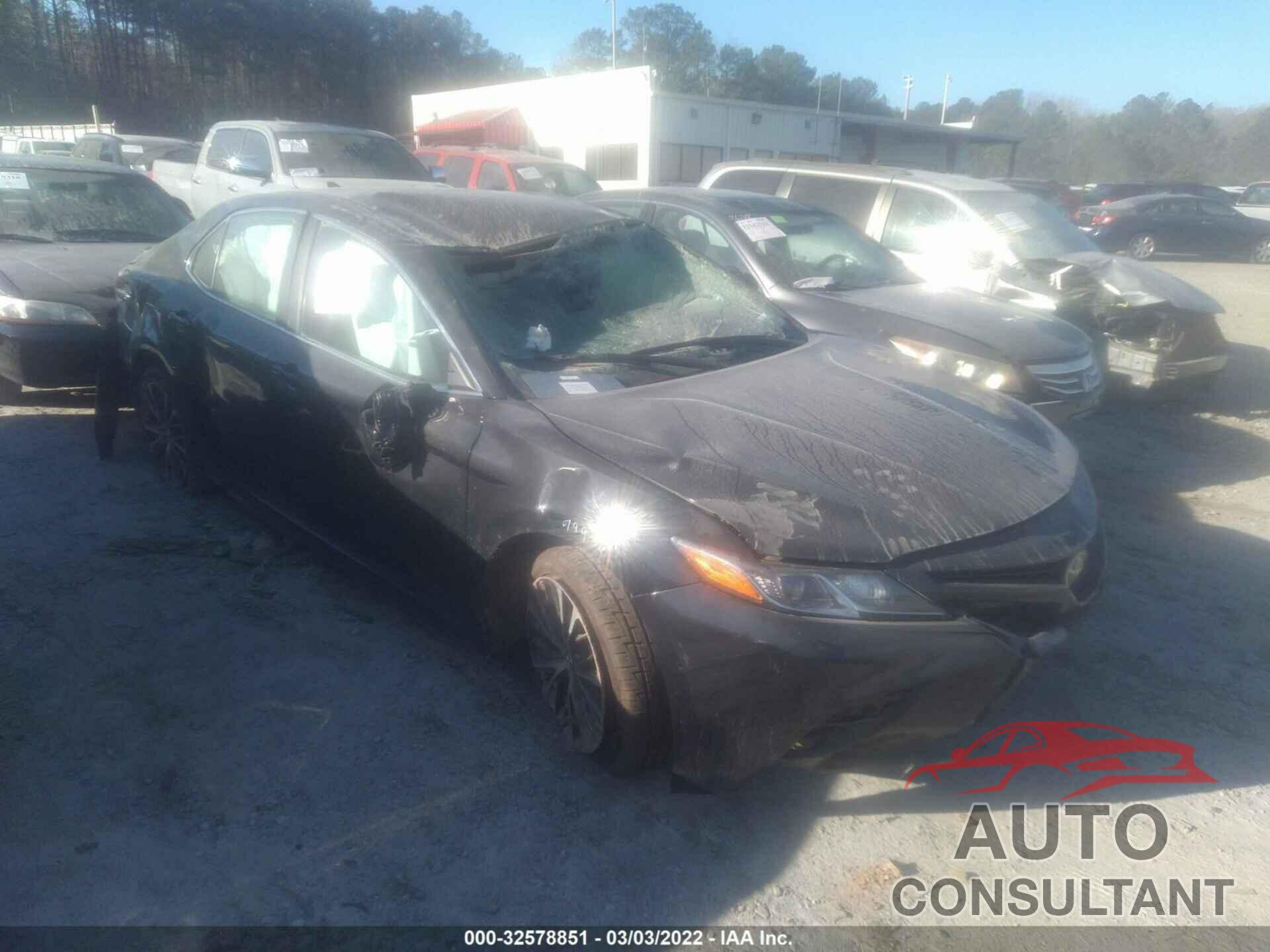 TOYOTA CAMRY 2020 - 4T1G11AK8LU926821