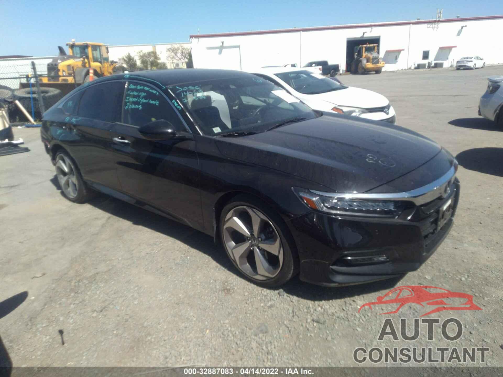 HONDA ACCORD SEDAN 2018 - 1HGCV1F99JA043646