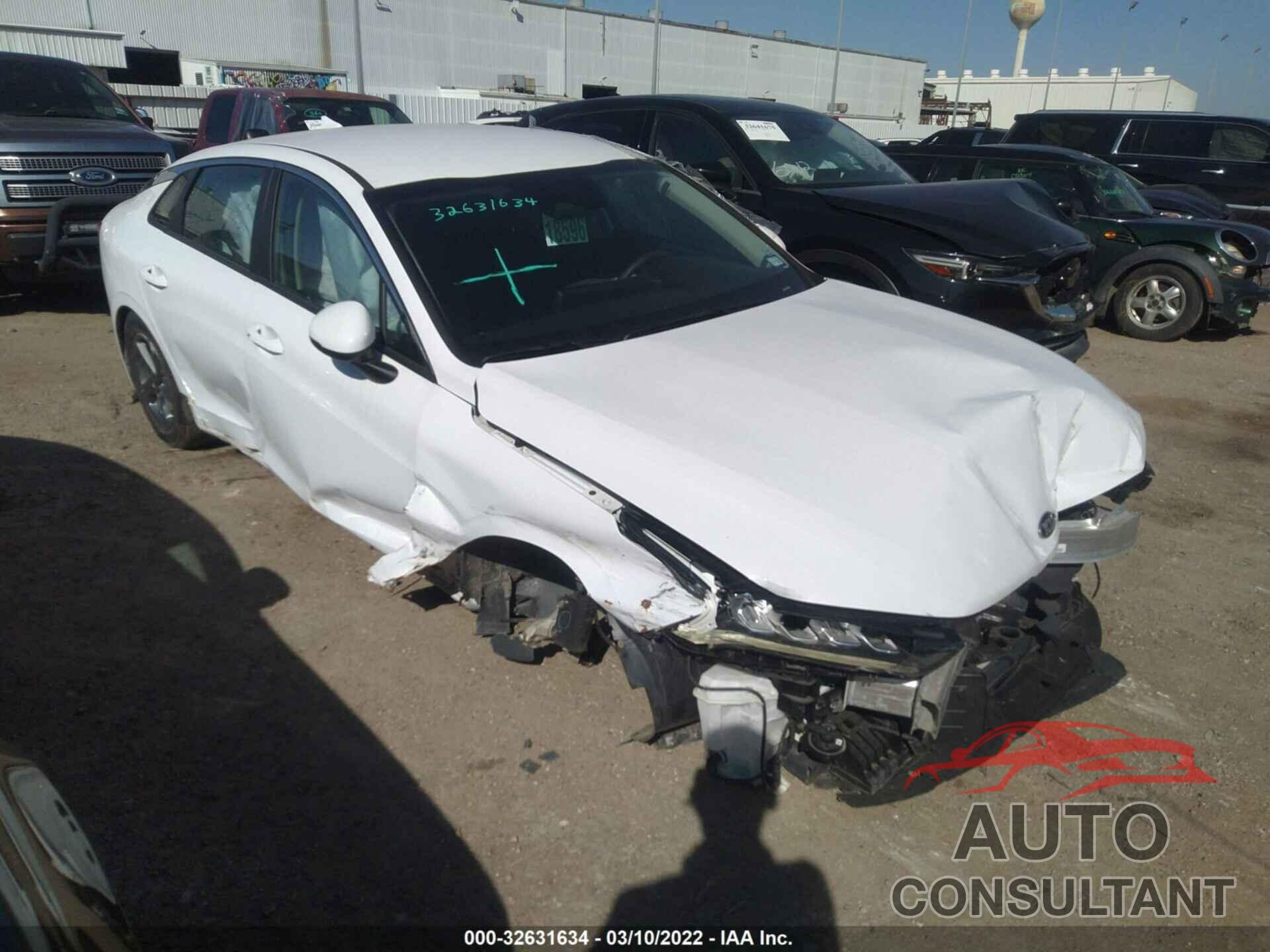 KIA K5 2021 - 5XXG14J26MG018686