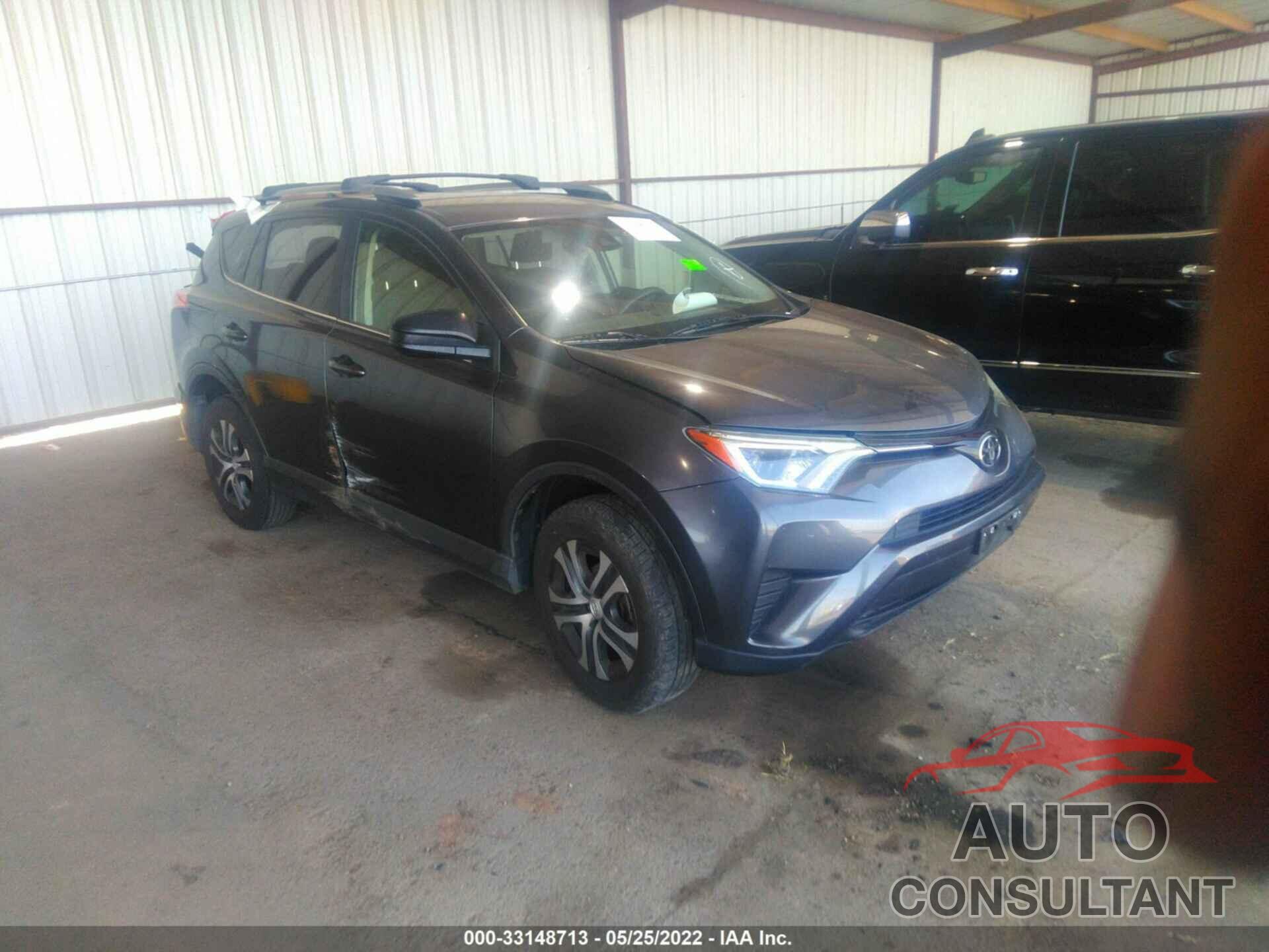 TOYOTA RAV4 2017 - JTMZFREV3HJ139172
