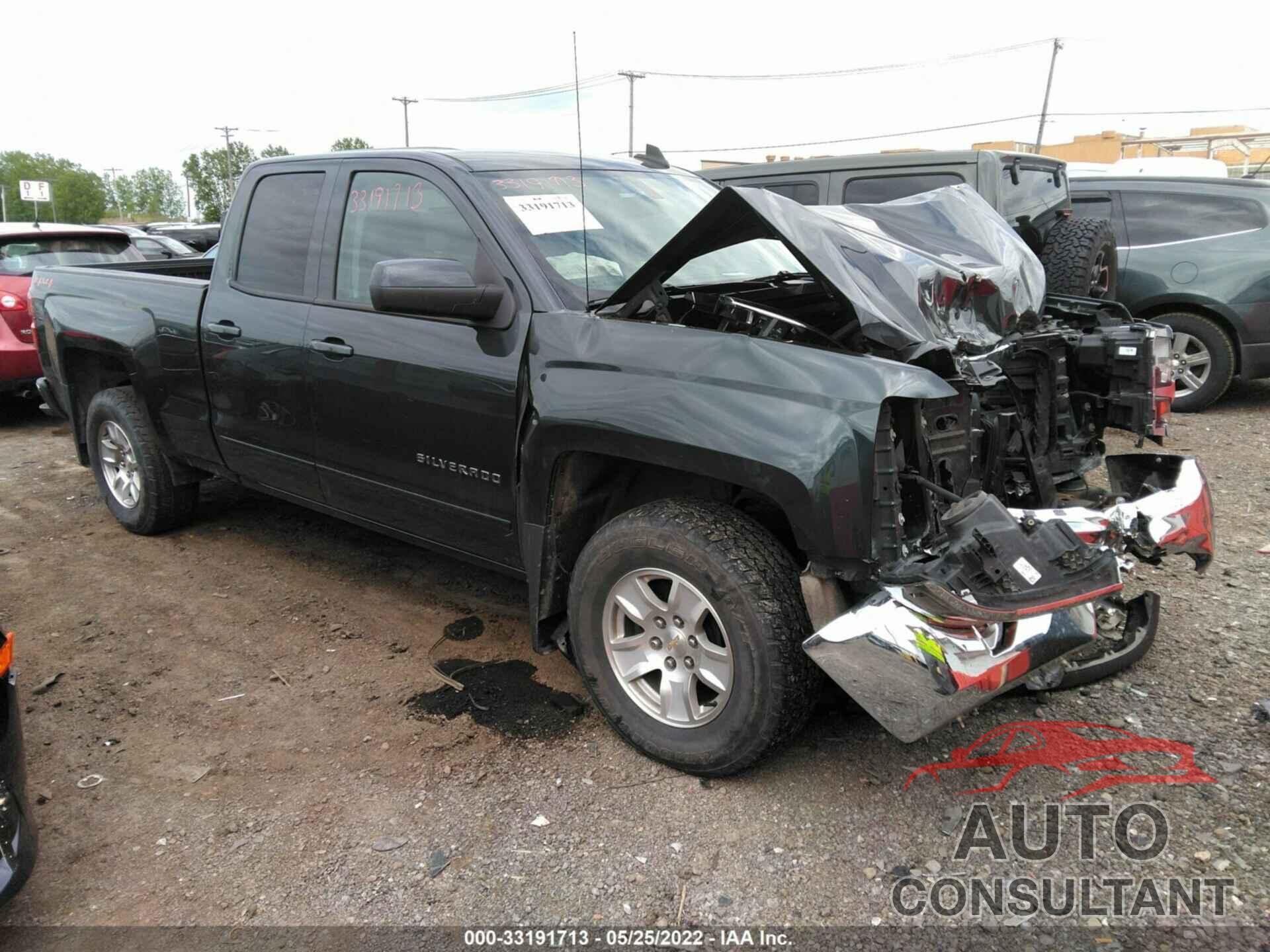 CHEVROLET SILVERADO 1500 2018 - 1GCVKREC6JZ239296
