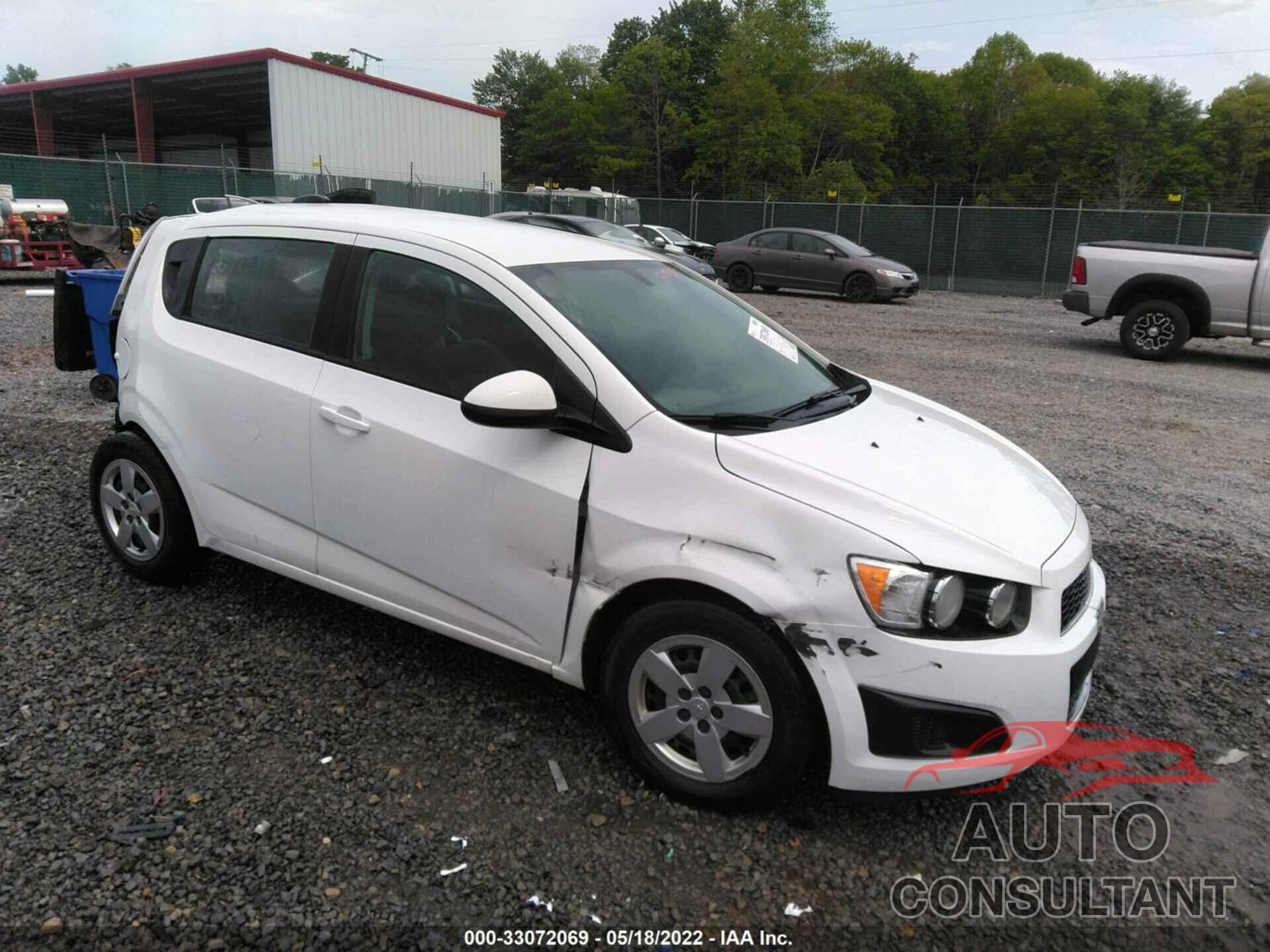 CHEVROLET SONIC 2016 - 1G1JA6SH1G4177062