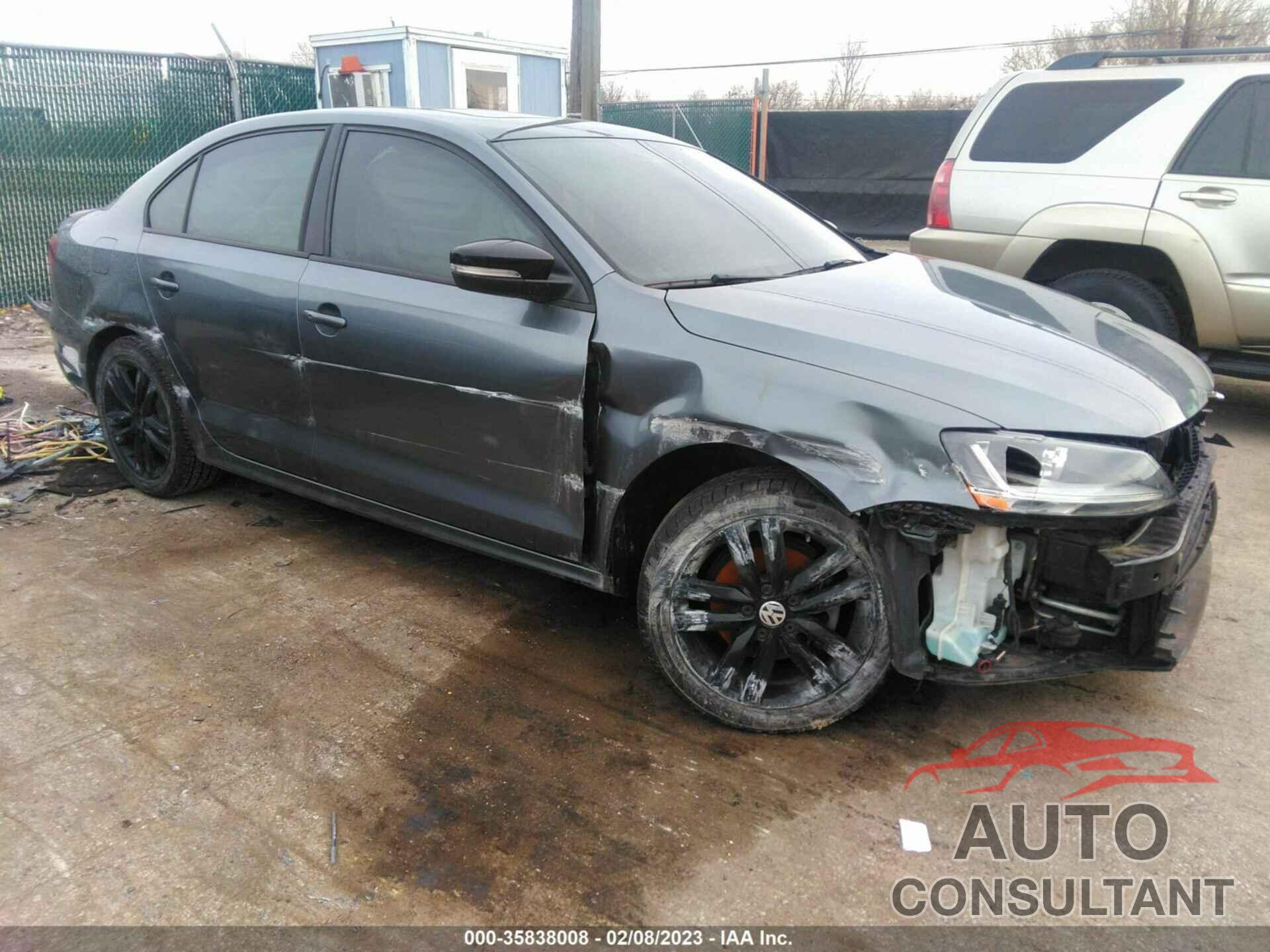 VOLKSWAGEN JETTA 2018 - 3VWD17AJXJM213029