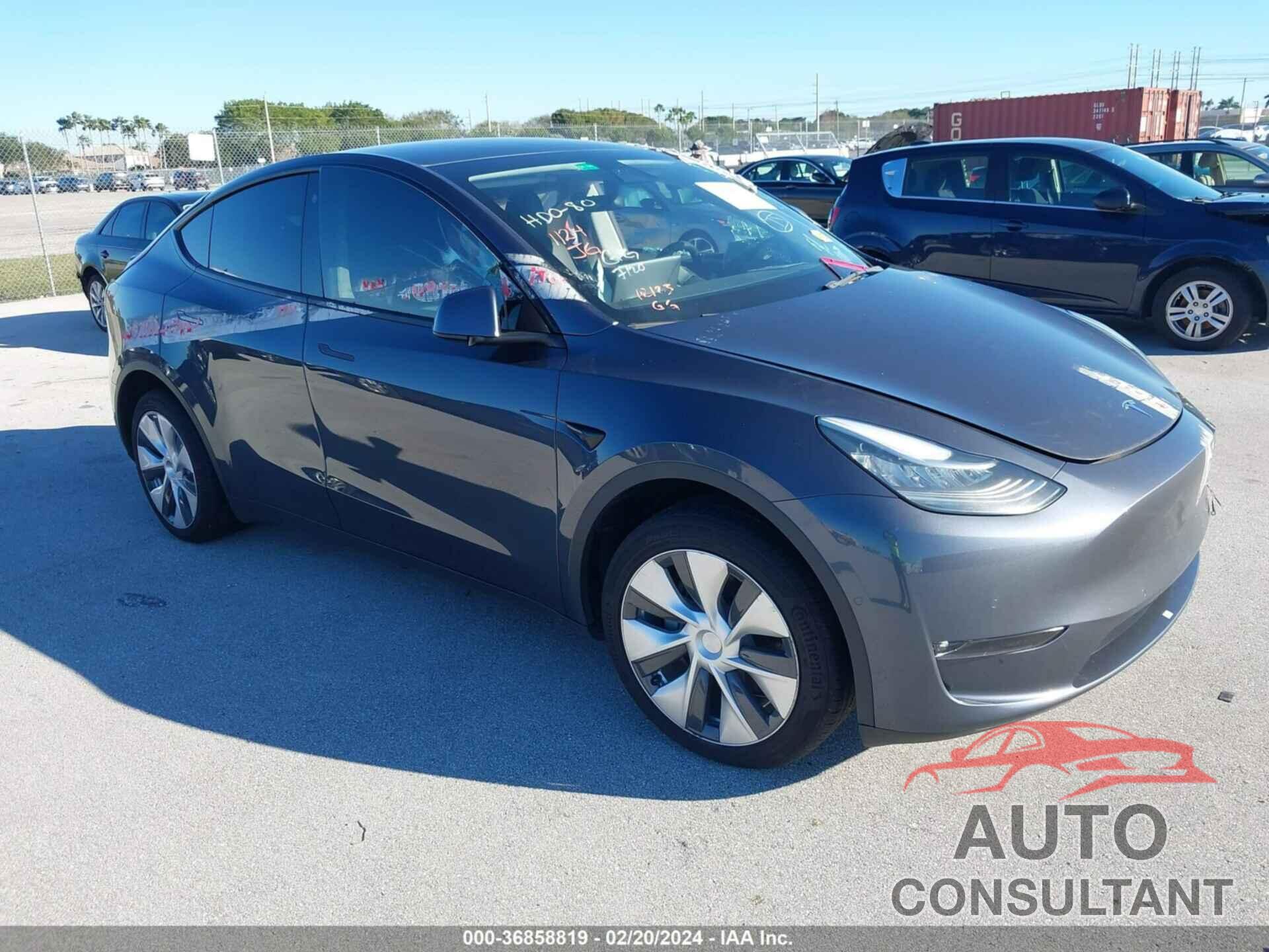 TESLA MODEL Y 2022 - 7SAYGDEE5NF313602