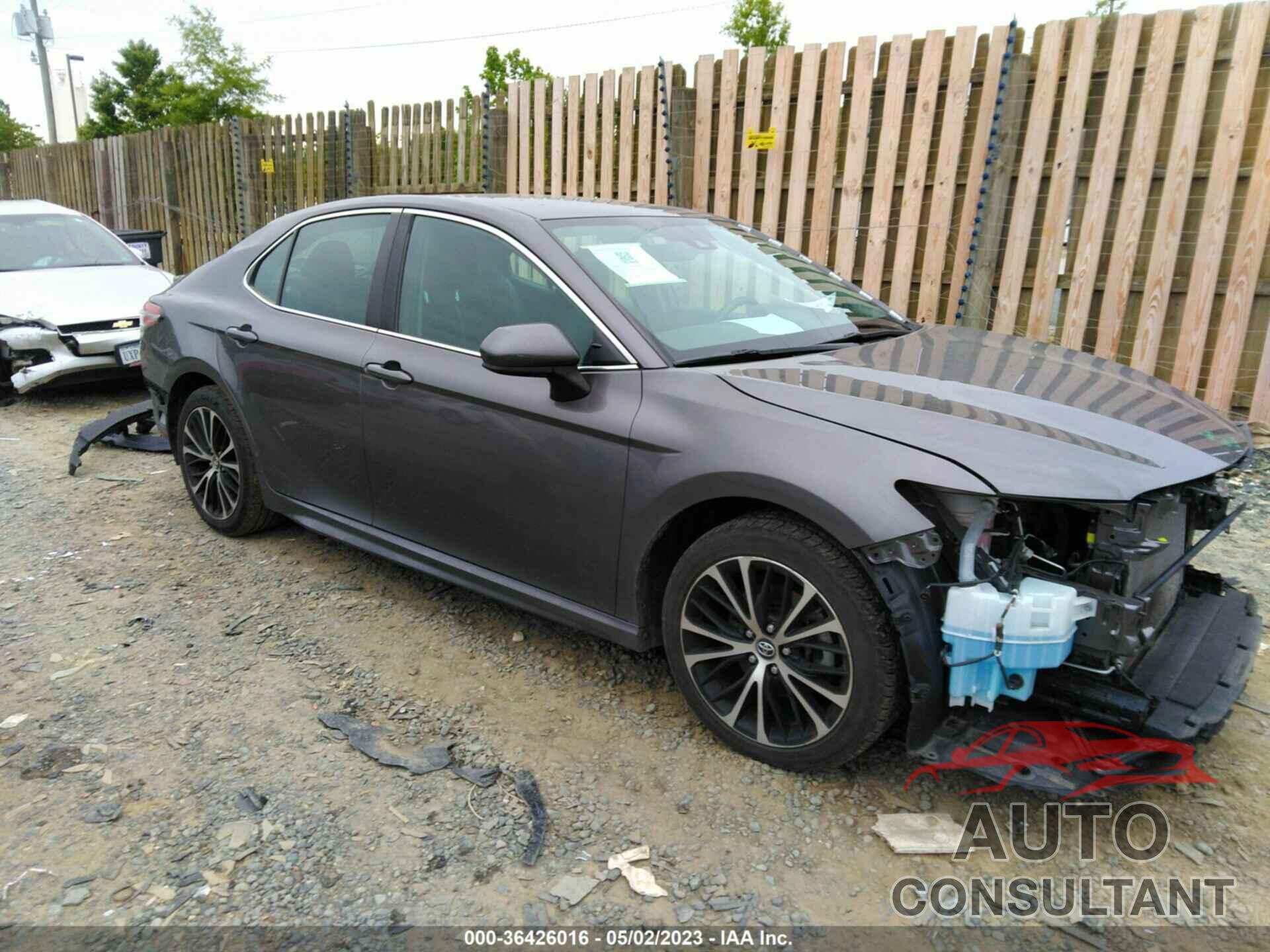 TOYOTA CAMRY 2020 - 4T1G11AK5LU328072