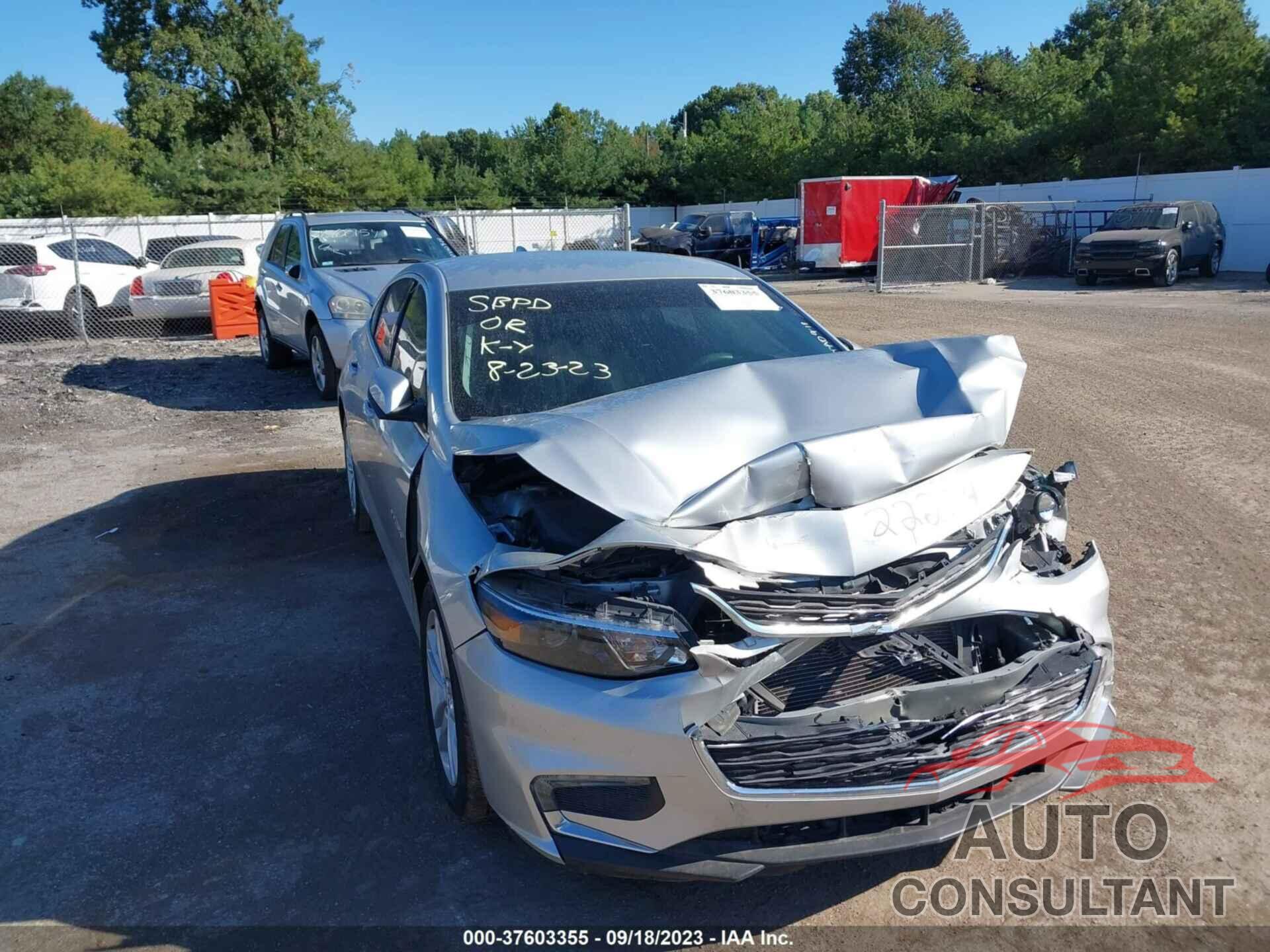 CHEVROLET MALIBU 2018 - 1G1ZD5ST6JF222114