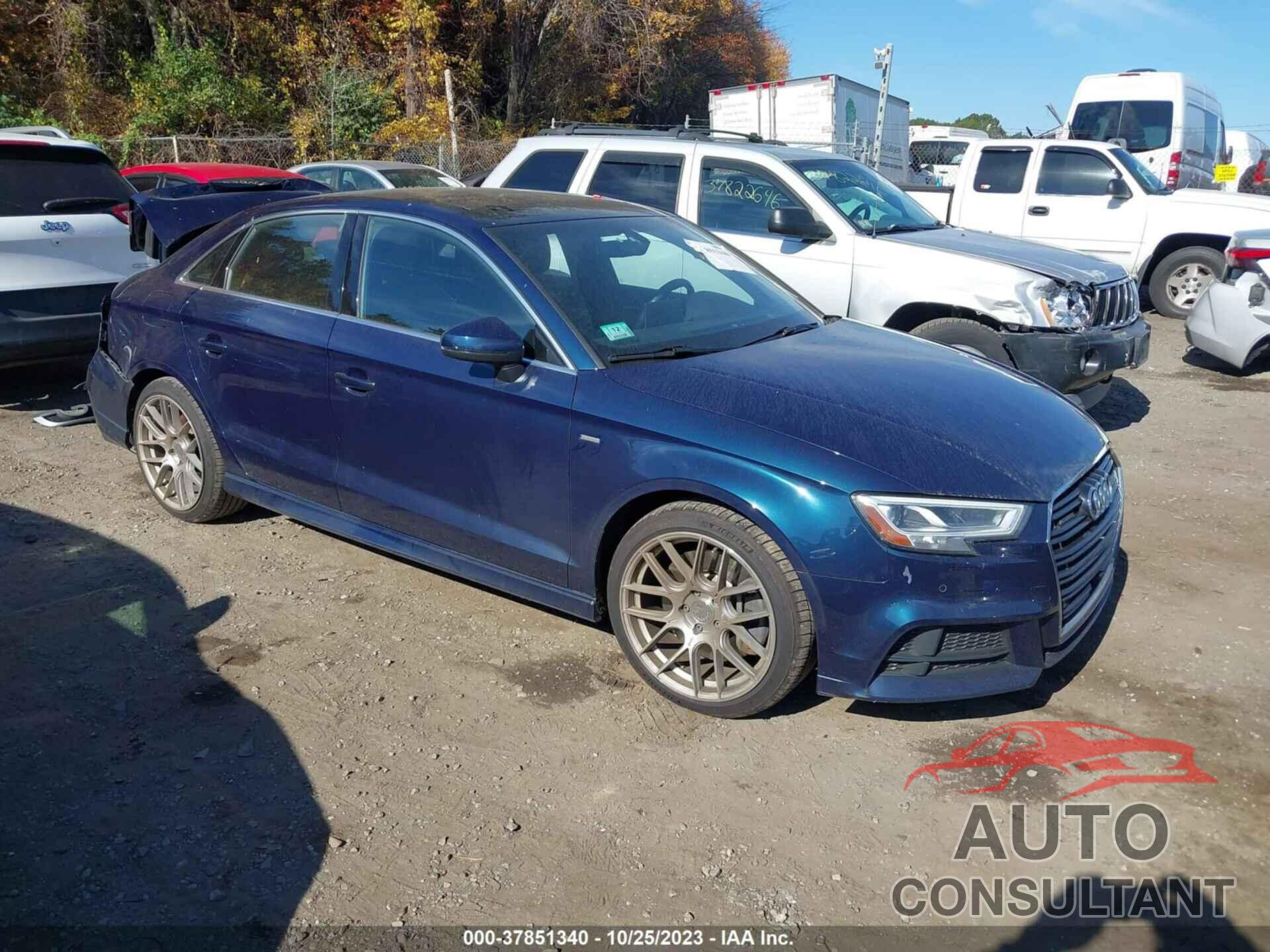 AUDI A3 SEDAN 2019 - WAUJEGFF9K1024205