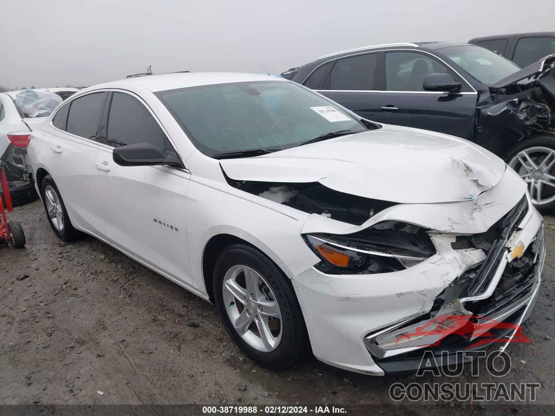 CHEVROLET MALIBU 2018 - 1G1ZB5ST8JF294292