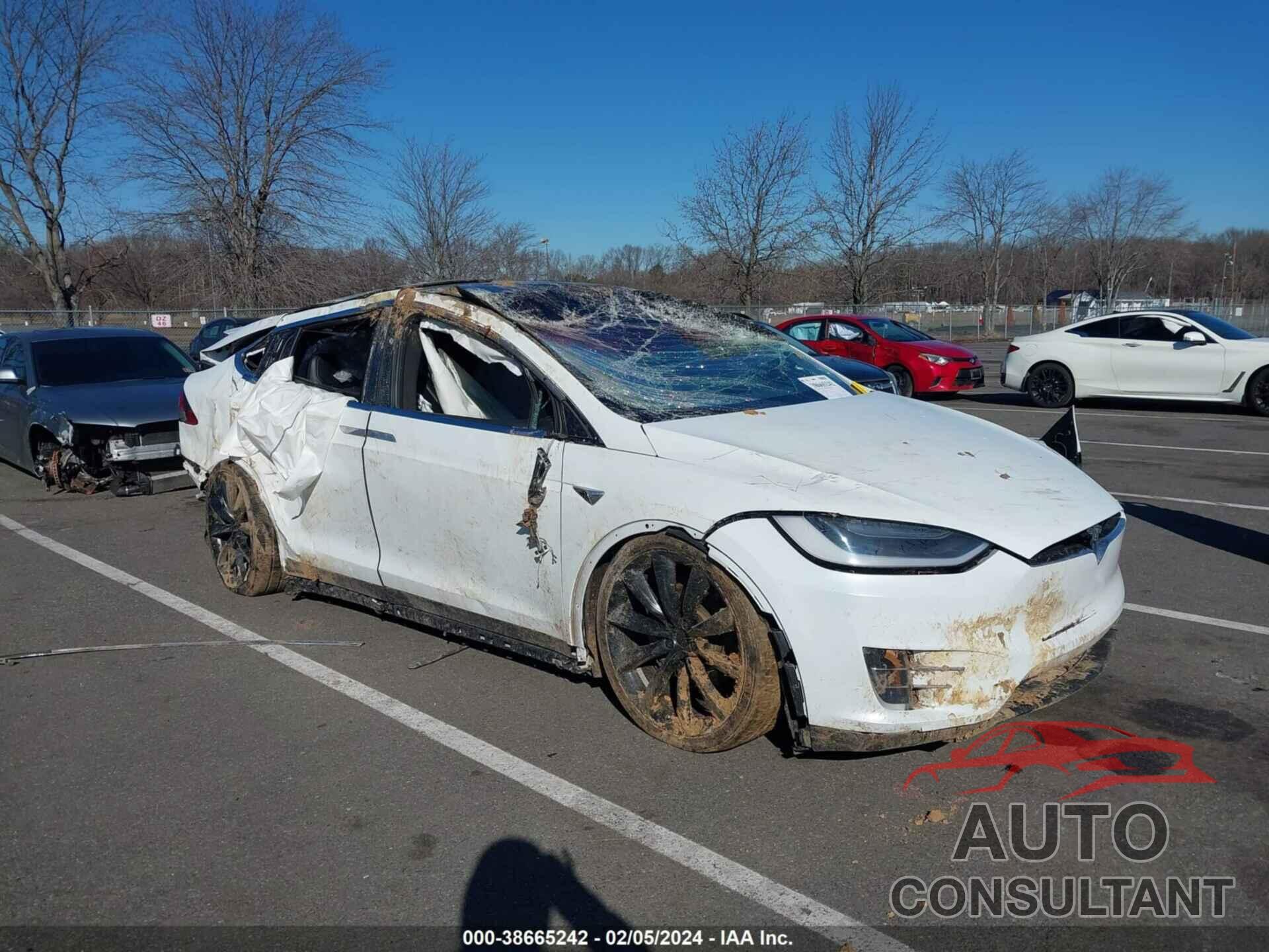 TESLA MODEL X 2017 - 5YJXCDE23HF052467