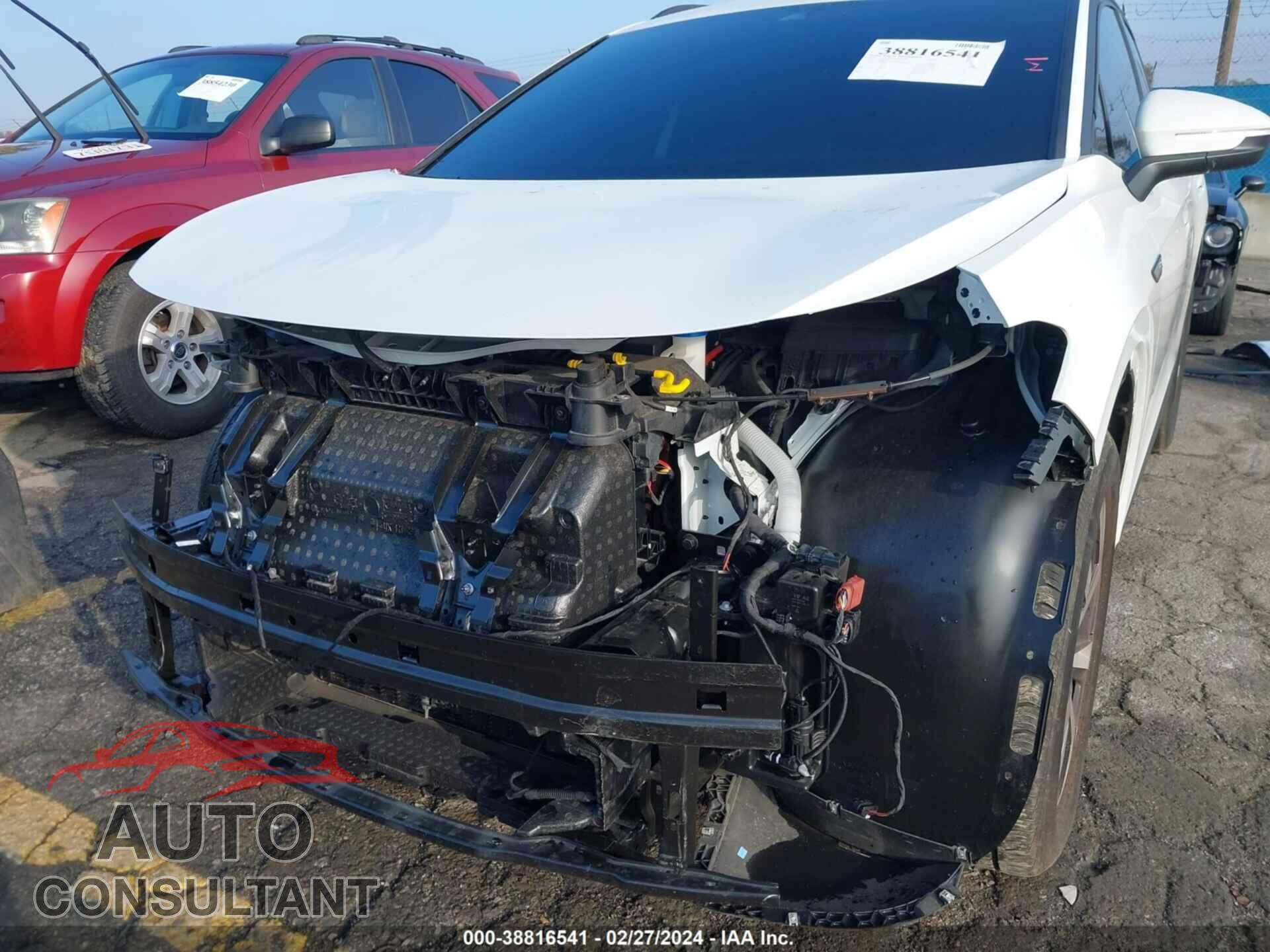 VOLKSWAGEN ID.4 2023 - 1V2CMPE84PC038086