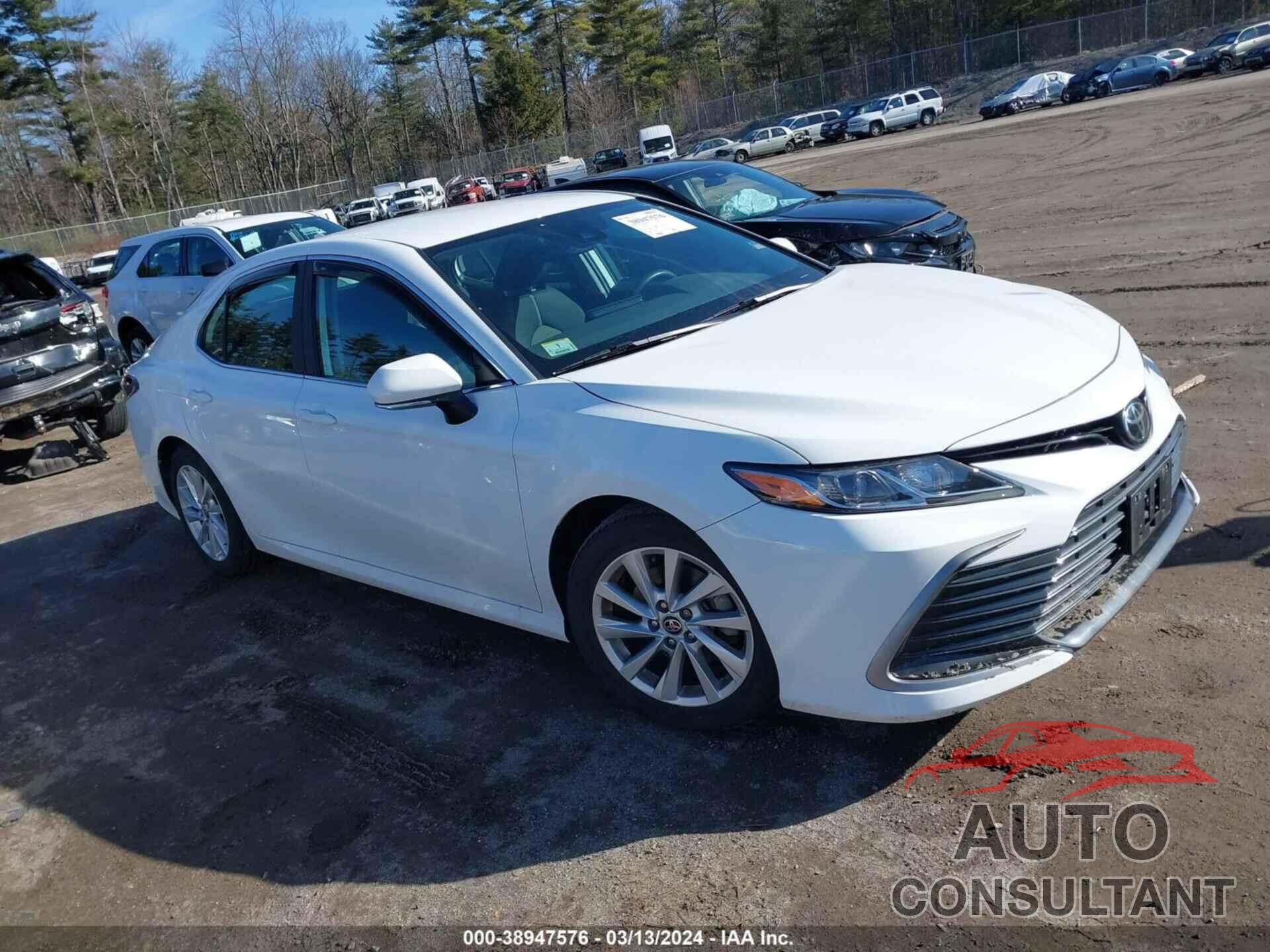 TOYOTA CAMRY 2021 - 4T1C11BK0MU025005
