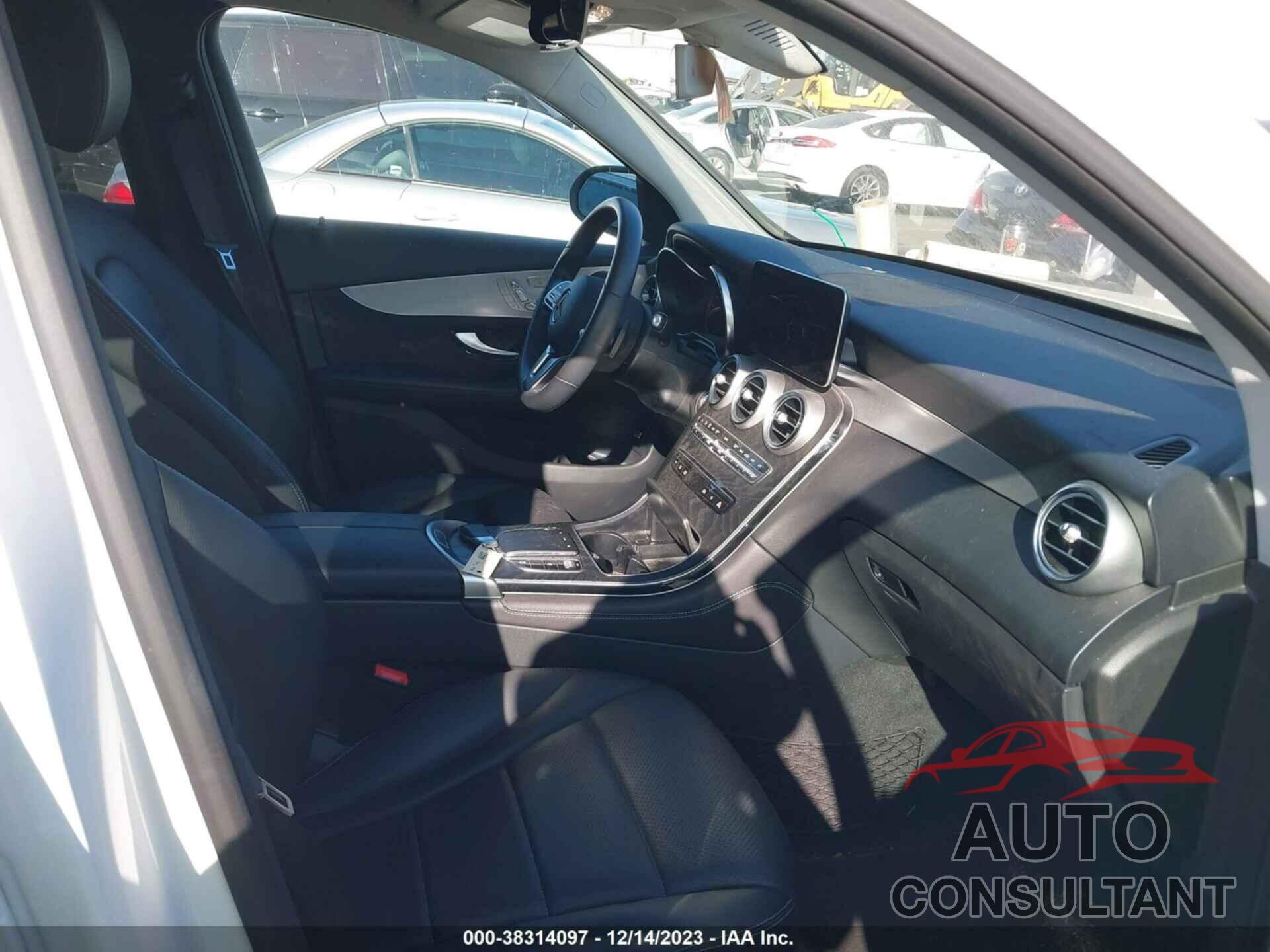 MERCEDES-BENZ GLC 2020 - W1N0G8DB0LV261487