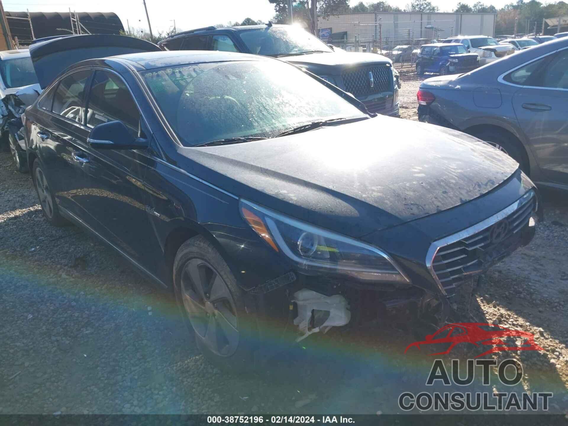 HYUNDAI SONATA 2016 - KMHE34L12GA008884