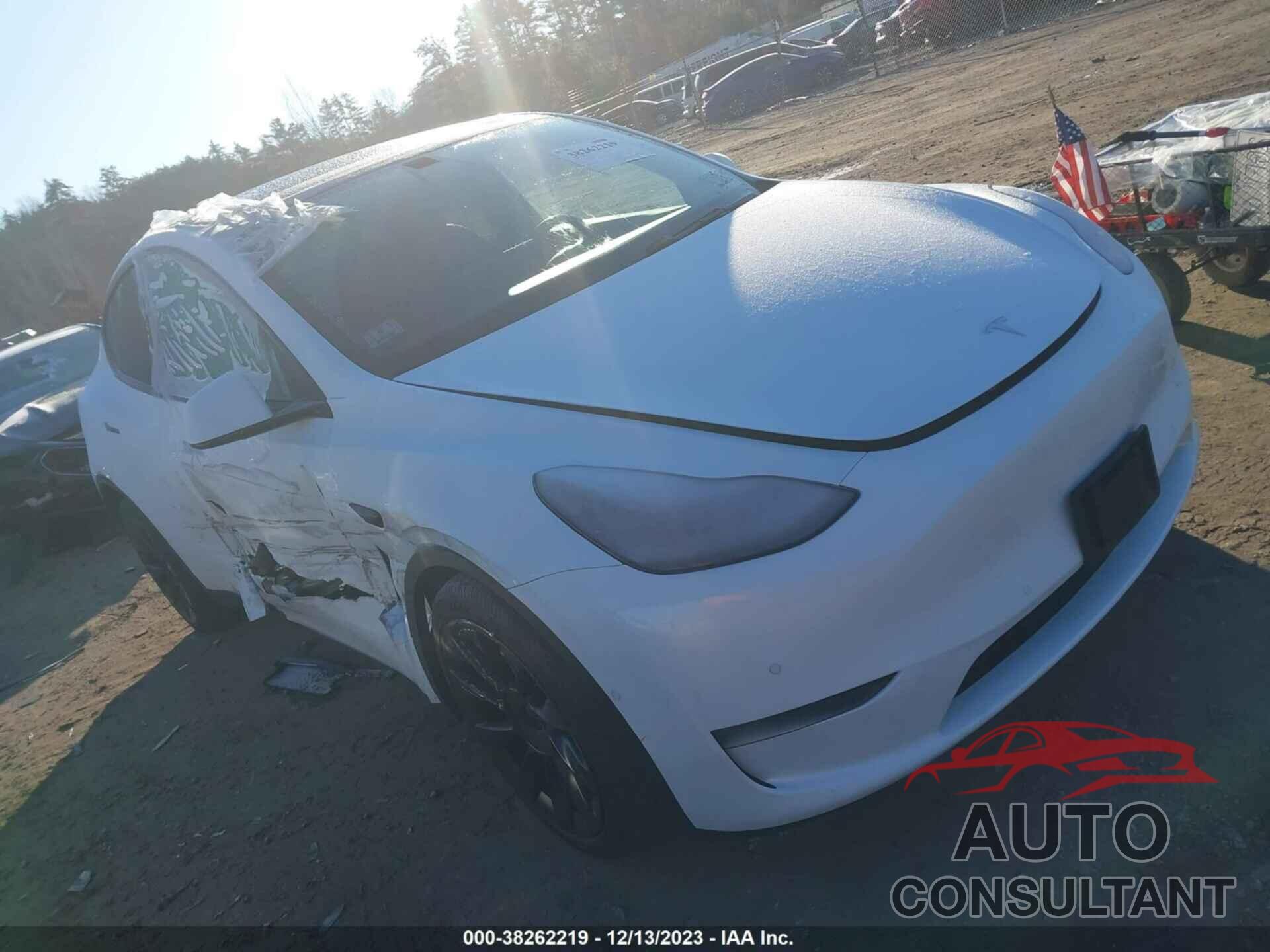 TESLA MODEL Y 2021 - 5YJYGDEE9MF076947