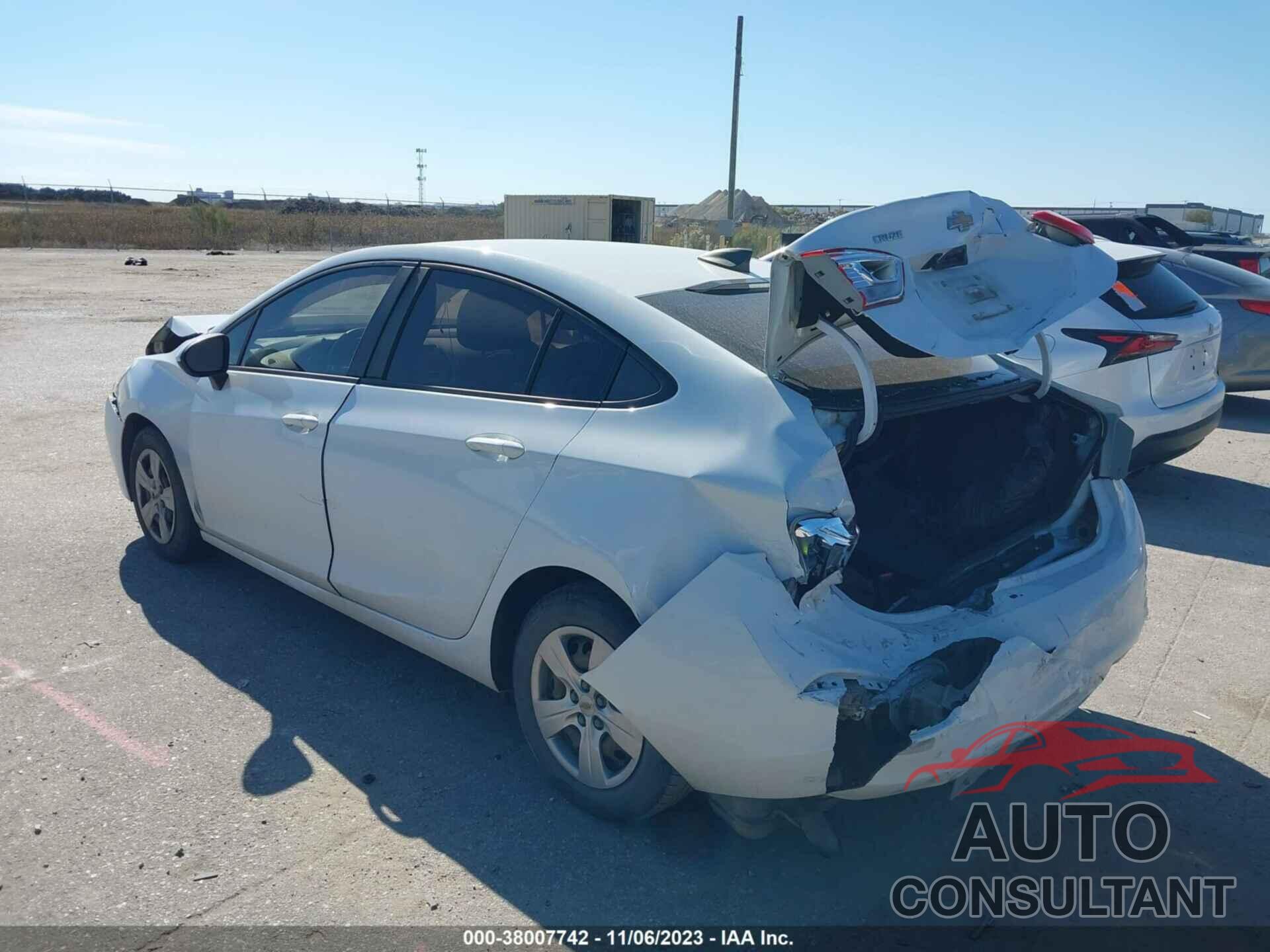 CHEVROLET CRUZE 2017 - 1G1BC5SM6H7183719