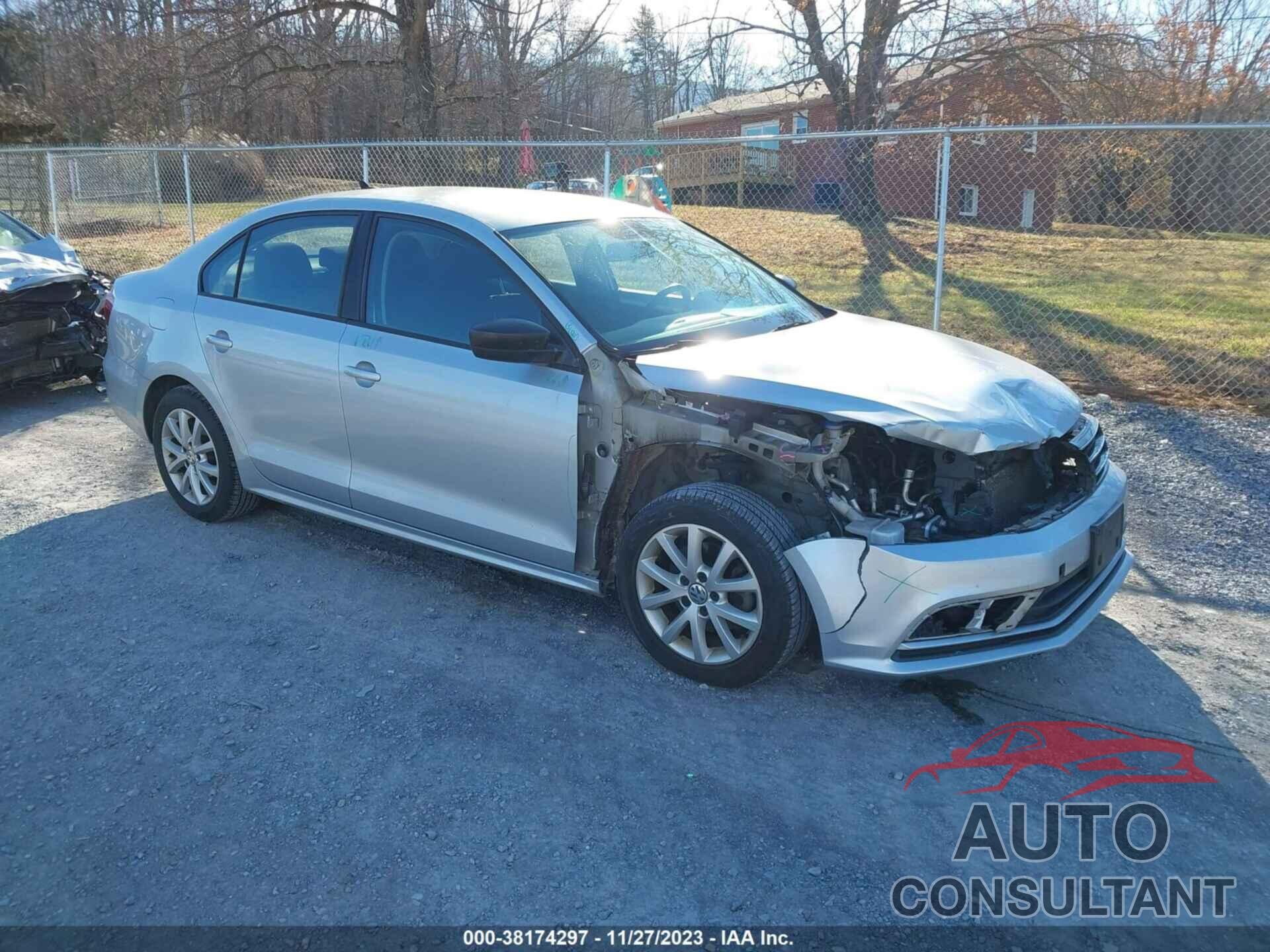 VOLKSWAGEN JETTA 2016 - 3VWD67AJ6GM252596