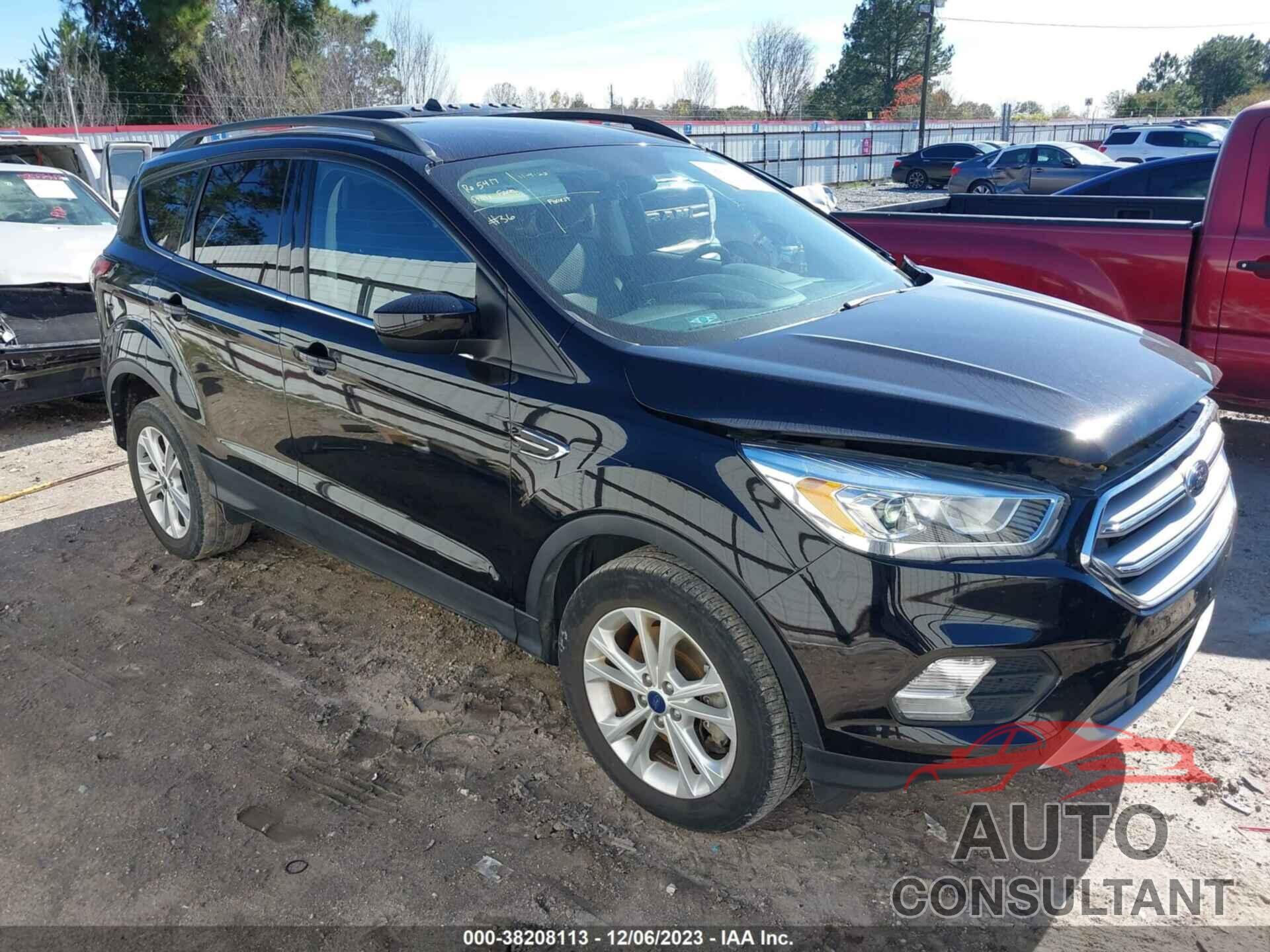 FORD ESCAPE 2017 - 1FMCU0G95HUD36877