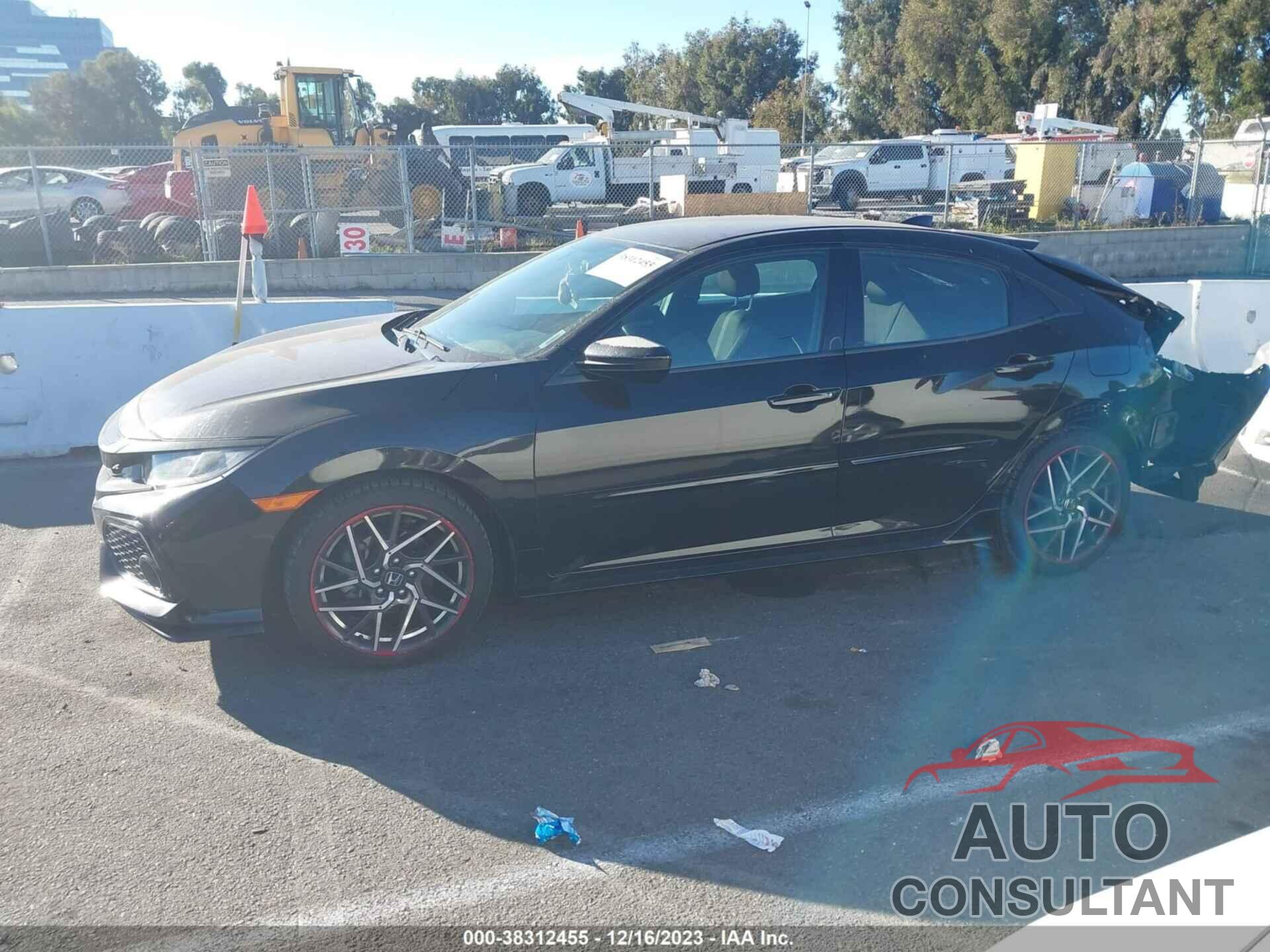 HONDA CIVIC 2018 - SHHFK7G43JU223334