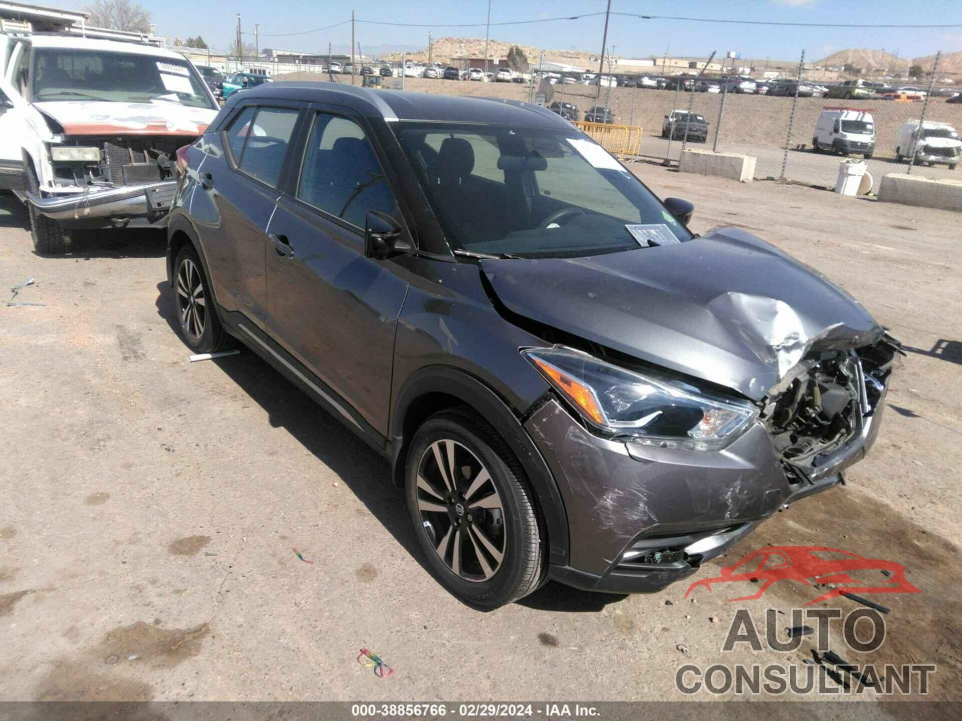 NISSAN KICKS 2018 - 3N1CP5CU4JL544948