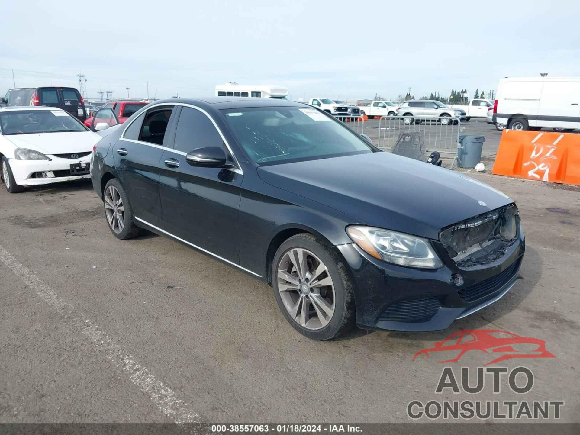 MERCEDES-BENZ C 300 2016 - 55SWF4JB1GU170992