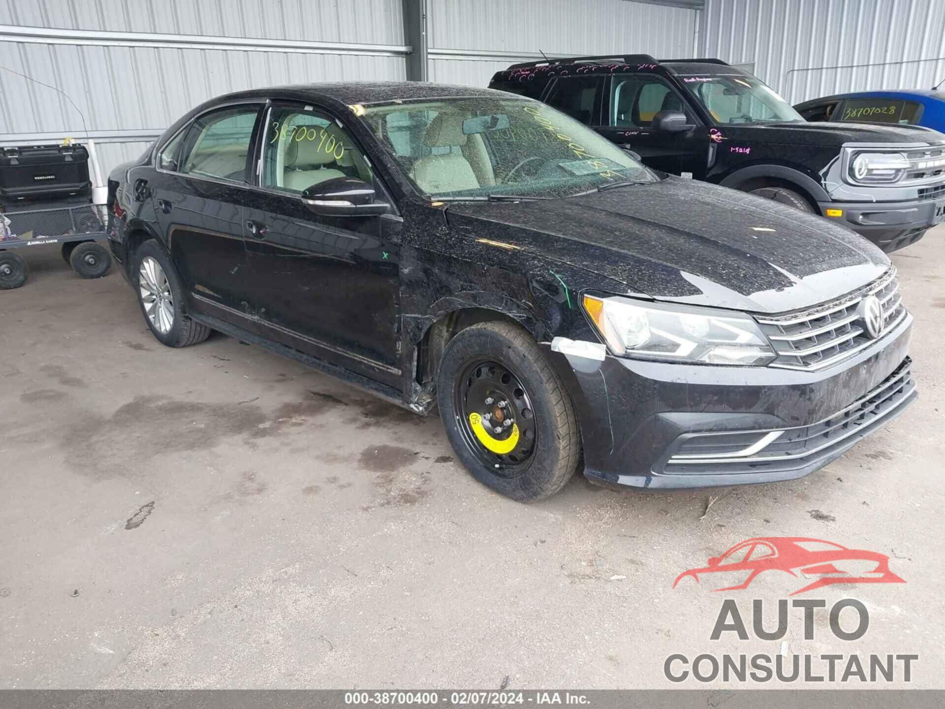 VOLKSWAGEN PASSAT 2017 - 1VWBT7A3XHC040014