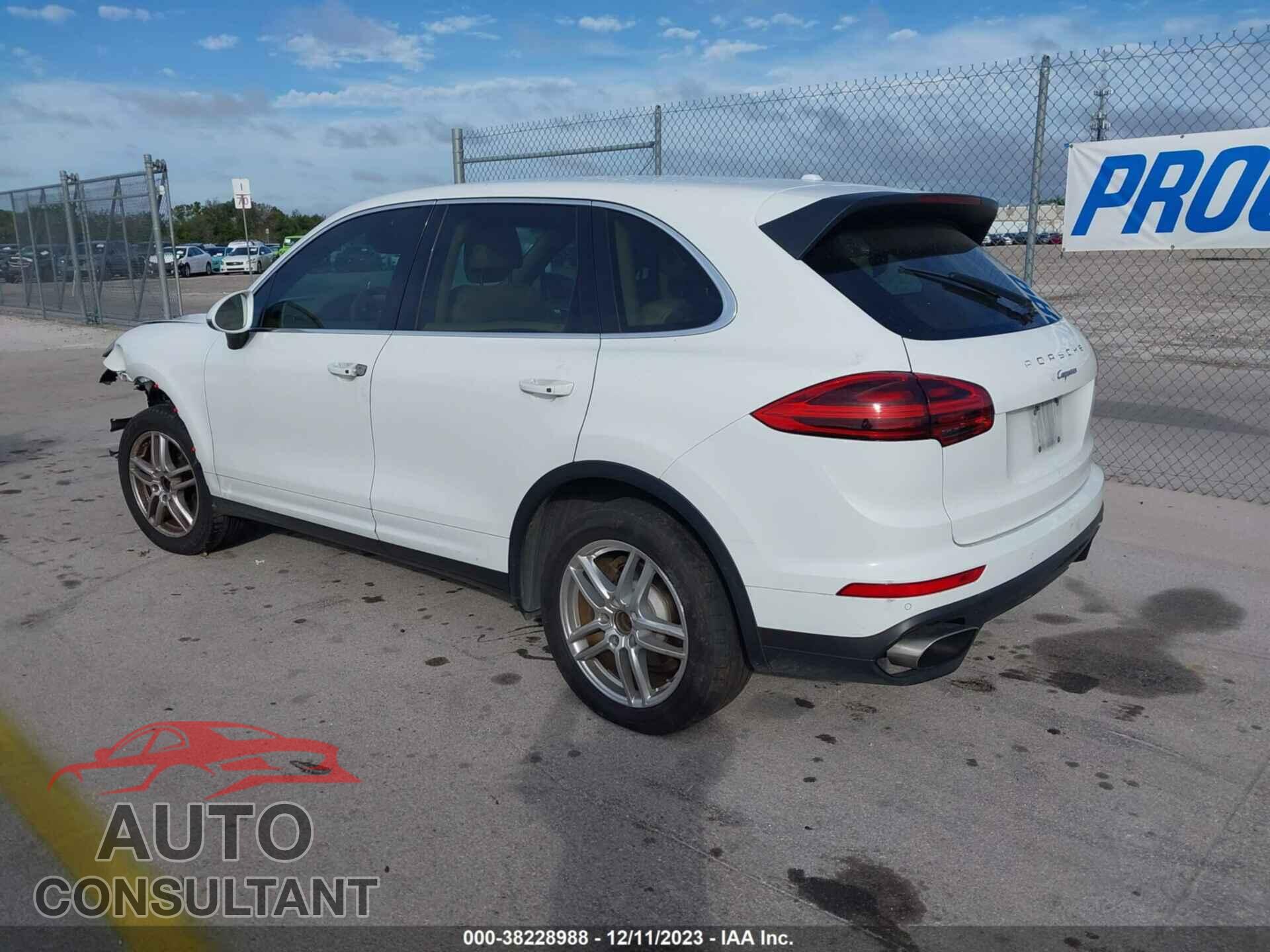 PORSCHE CAYENNE 2016 - WP1AA2A22GLA06368