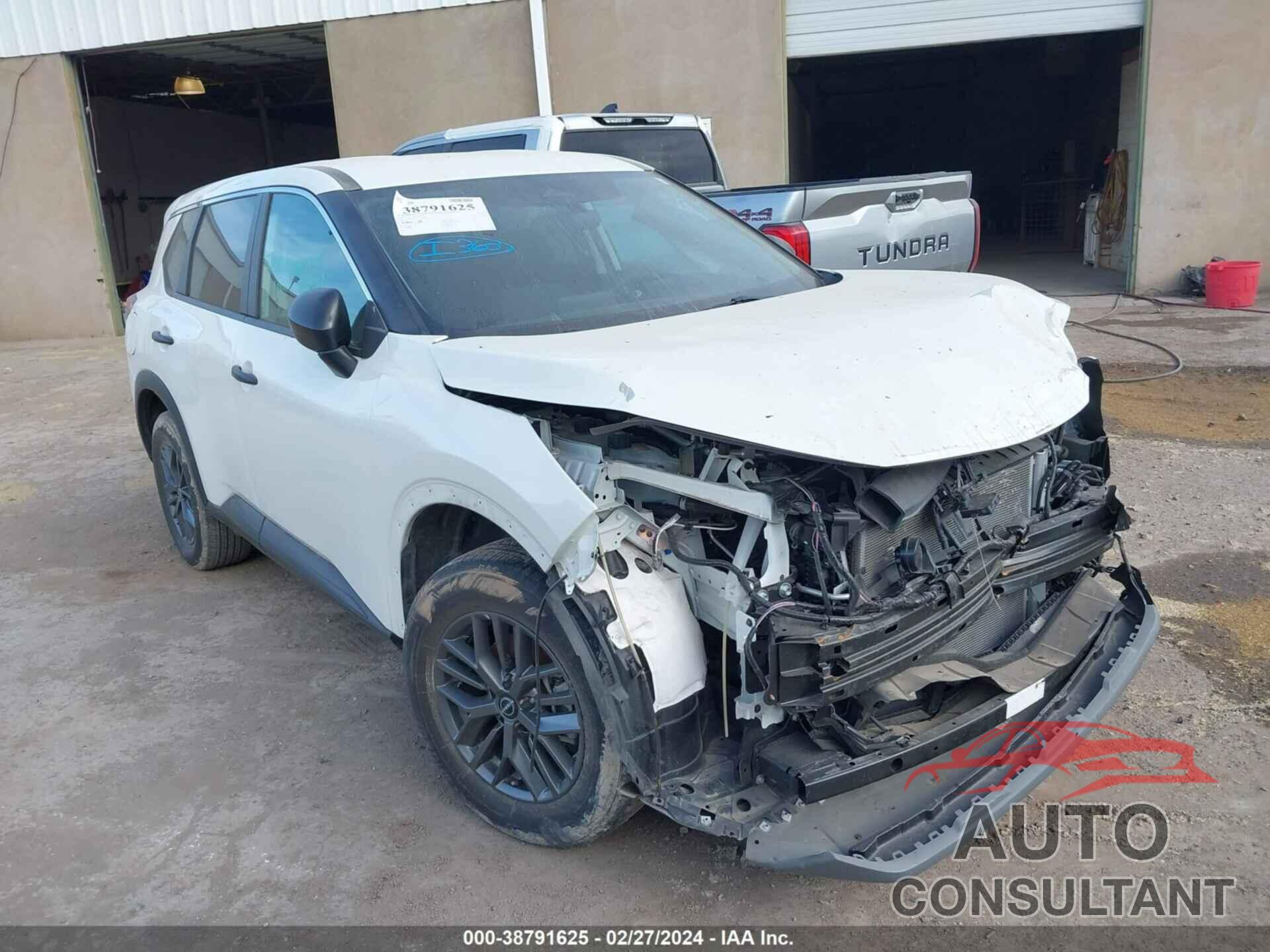 NISSAN ROGUE 2022 - 5N1BT3AA3NC716479