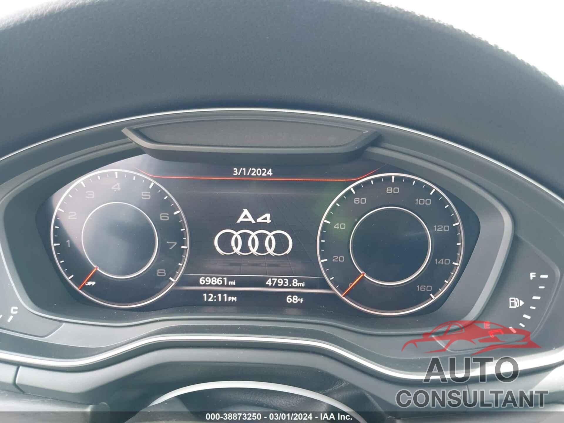 AUDI A4 2017 - WAUKMAF49HN055832