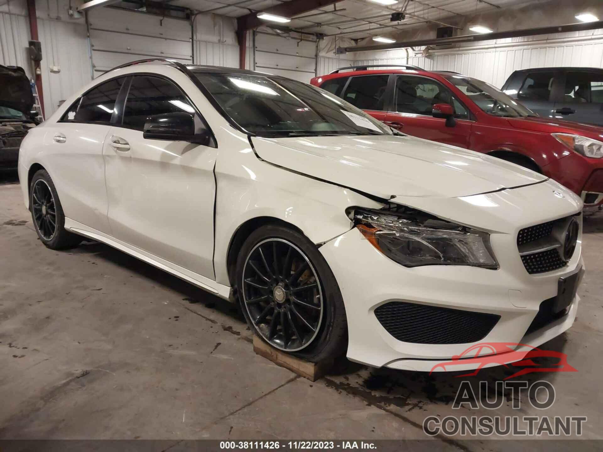 MERCEDES-BENZ CLA 250 2016 - WDDSJ4GB4GN352182