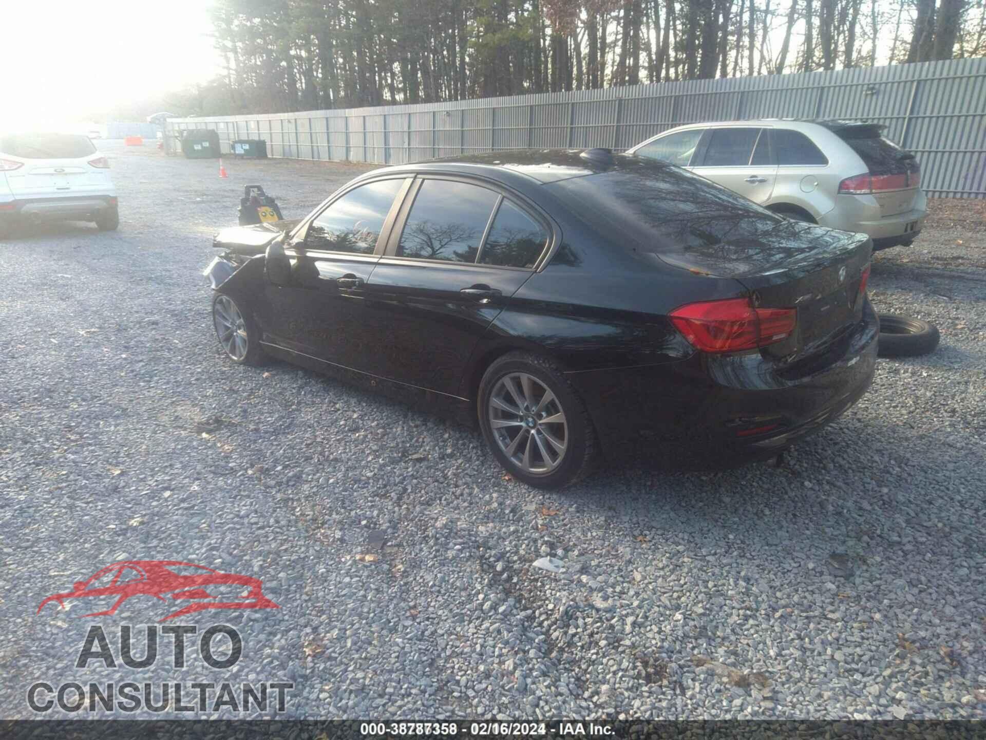 BMW 320I 2016 - WBA8E5G53GNU20977