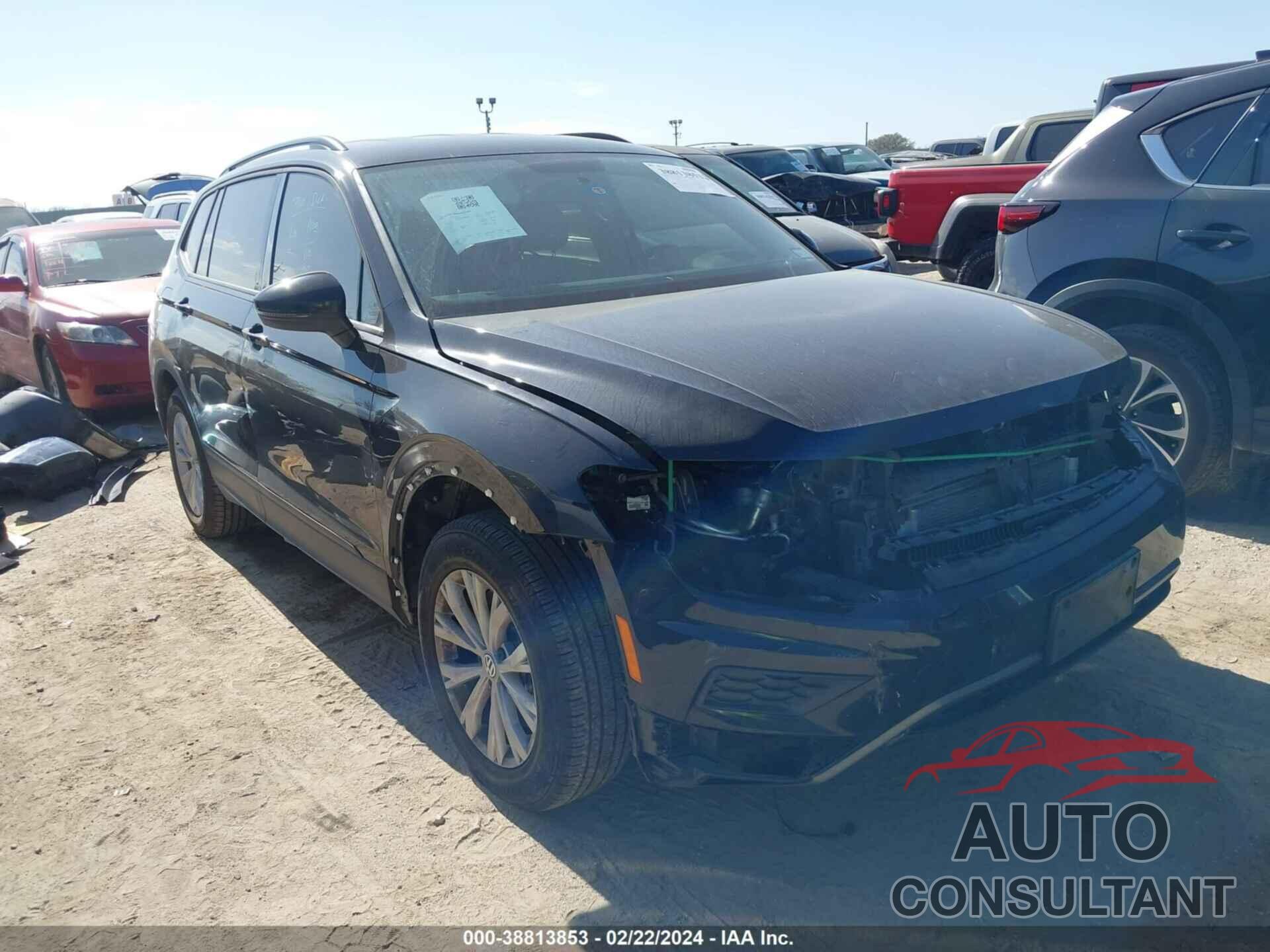 VOLKSWAGEN TIGUAN 2019 - 3VV1B7AX0KM054774