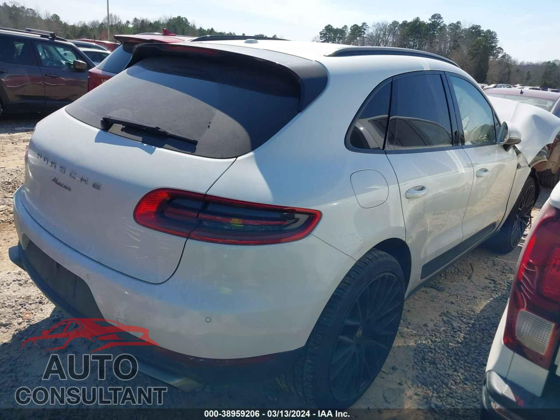 PORSCHE MACAN 2017 - WP1AA2A57HLB01827