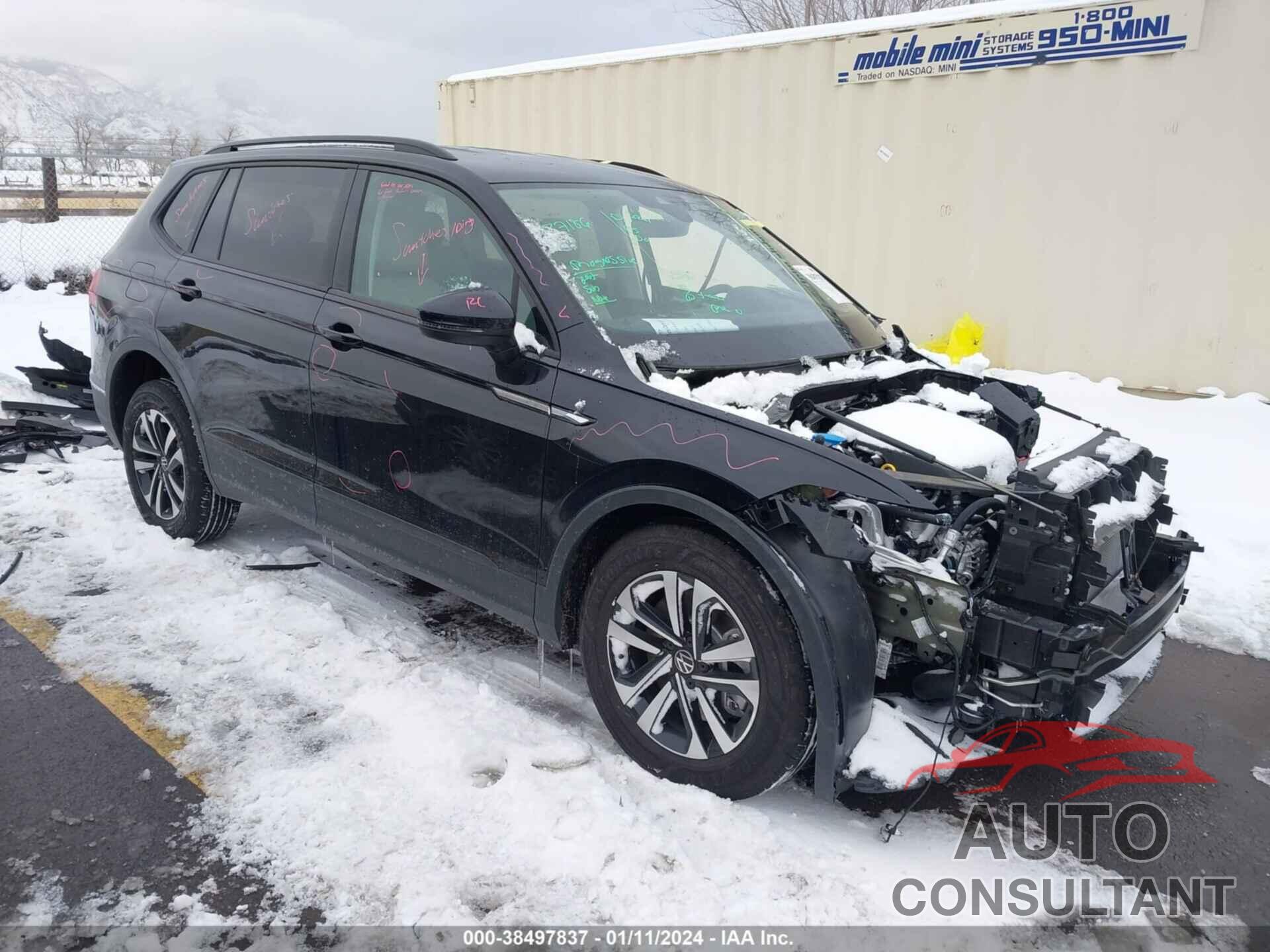 VOLKSWAGEN TIGUAN 2023 - 3VVFB7AX0PM082913