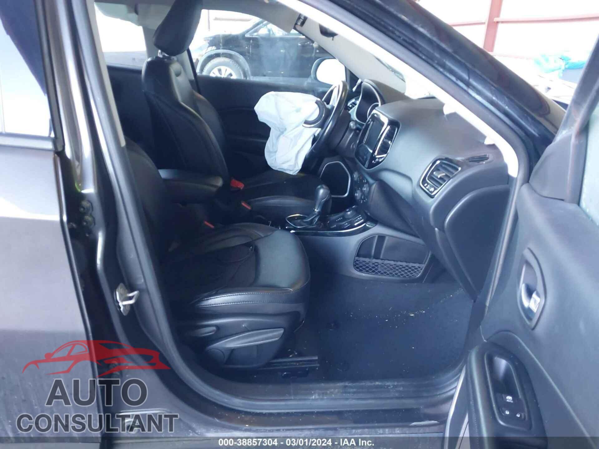 JEEP COMPASS 2020 - 3C4NJDBB9LT216669