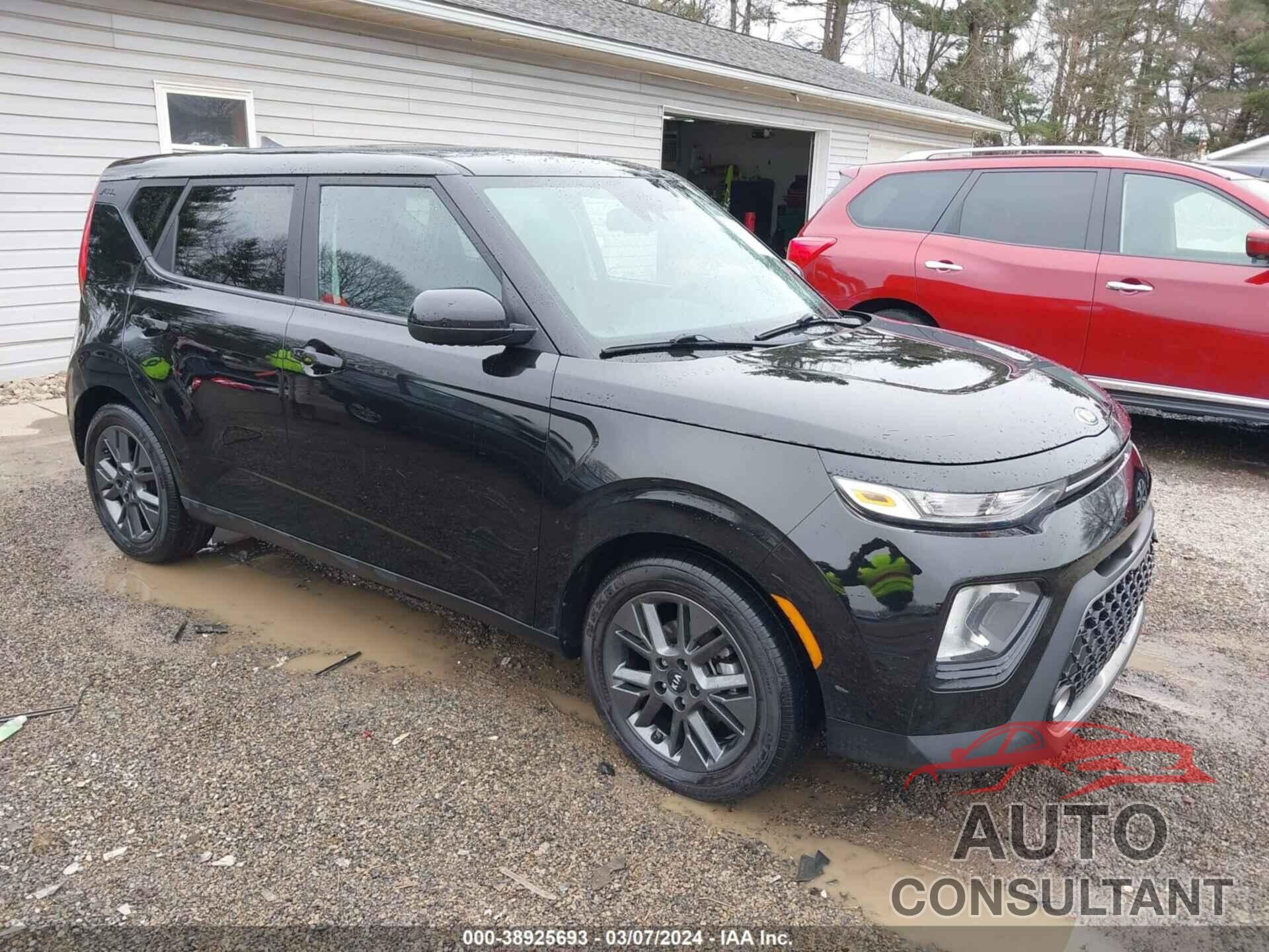 KIA SOUL 2021 - KNDJ33AU3M7786503