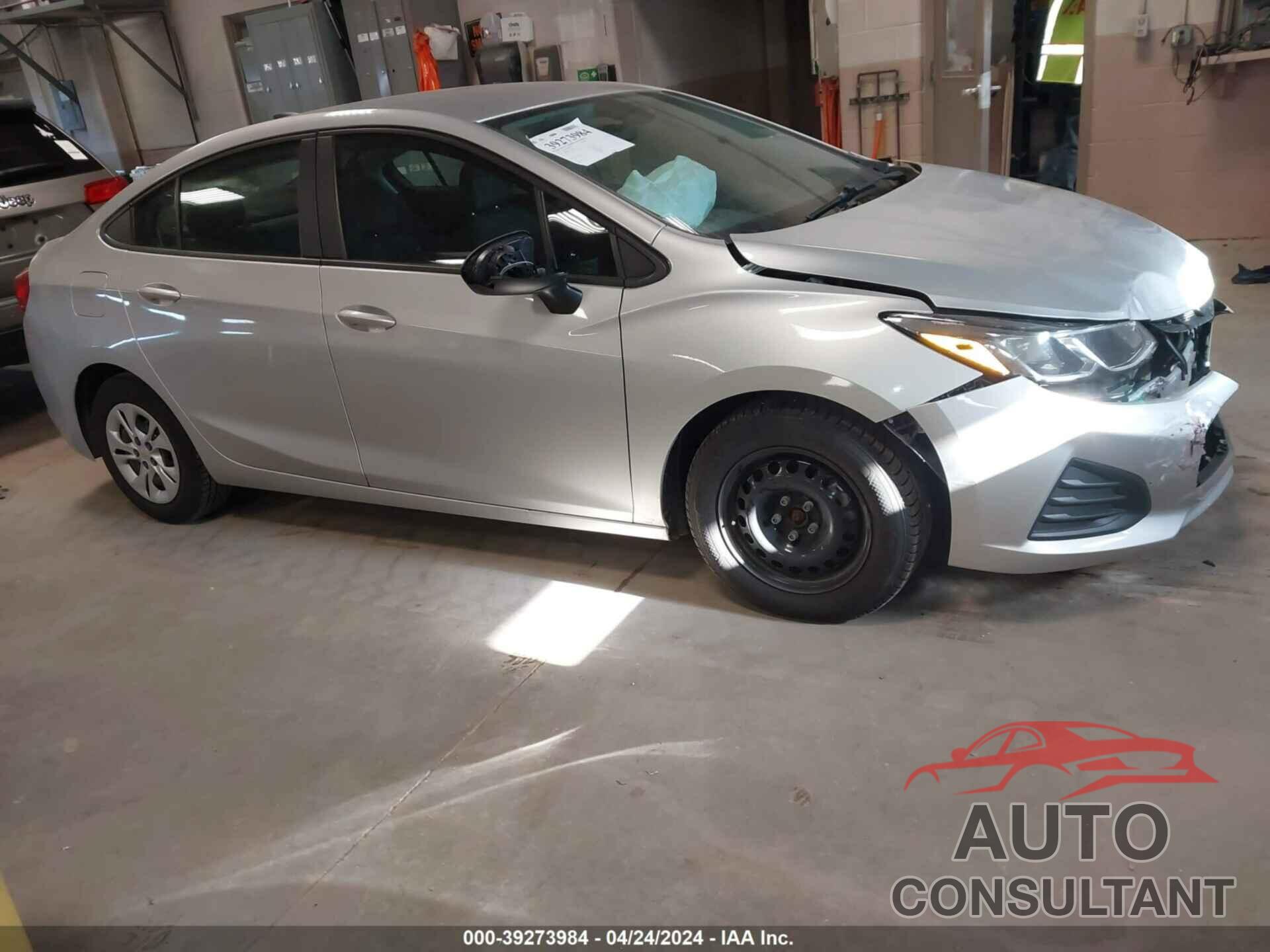 CHEVROLET CRUZE 2019 - 1G1BJ5SMXK7104341