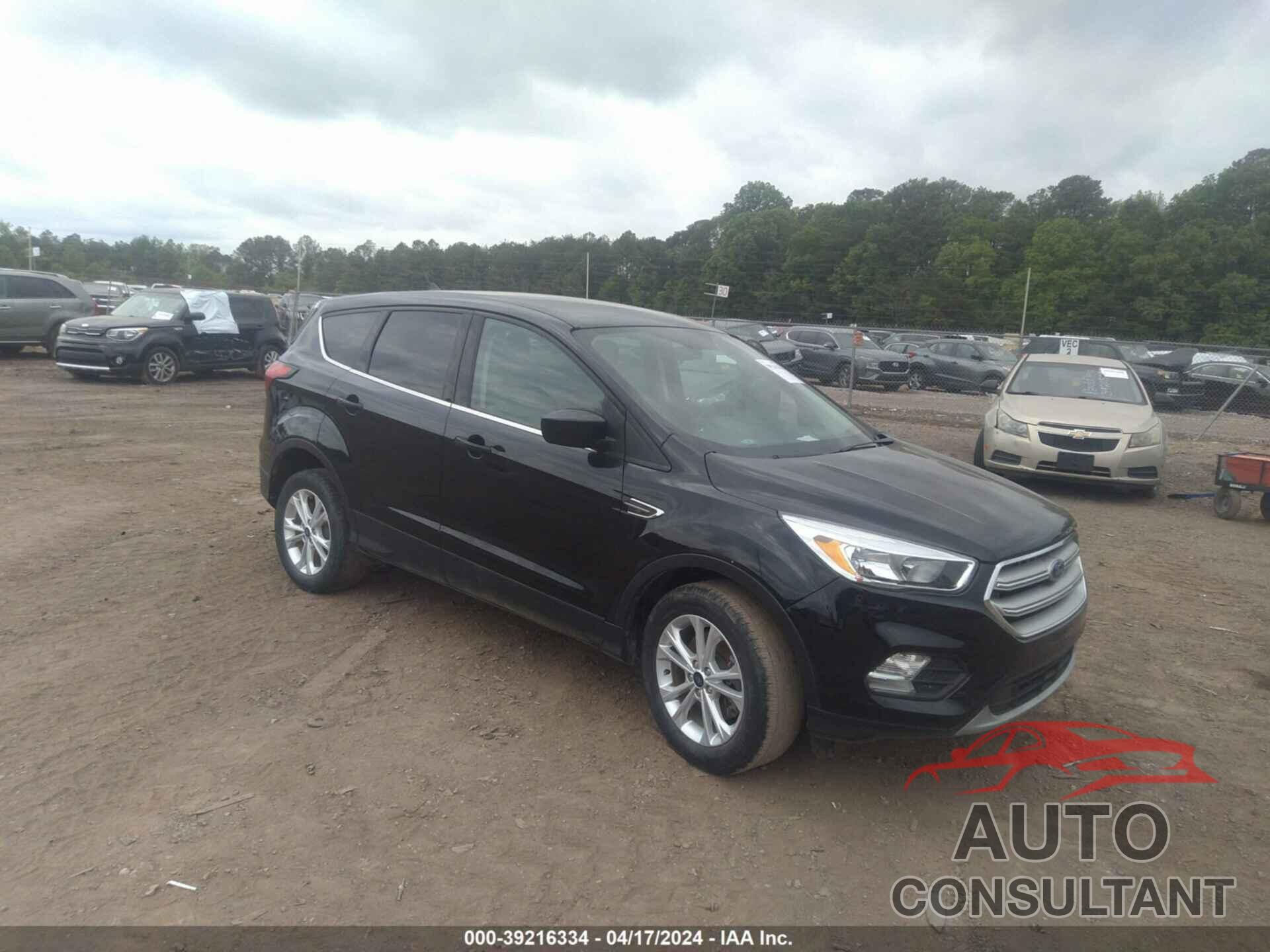 FORD ESCAPE 2019 - 1FMCU9GD7KUA48116