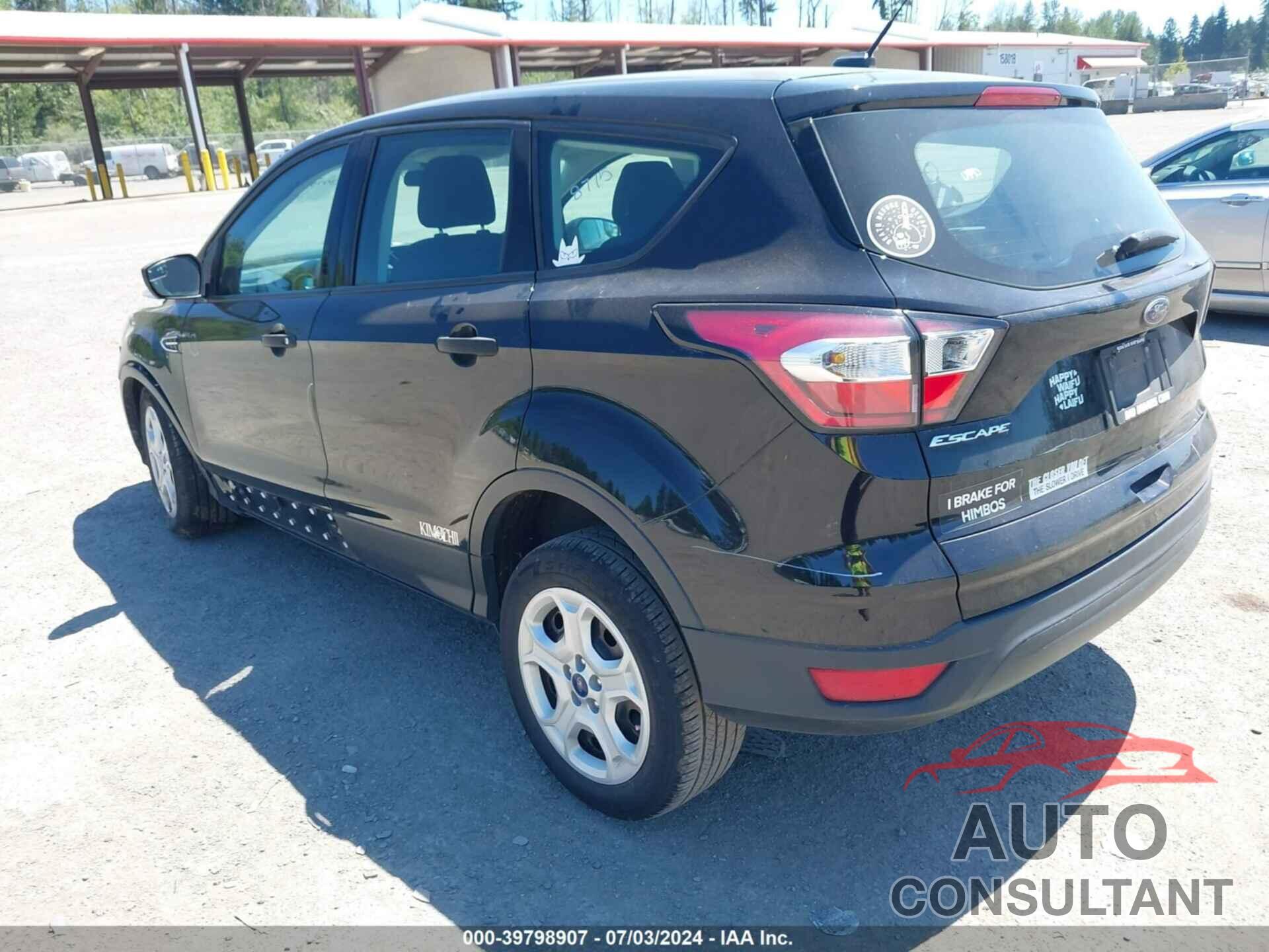 FORD ESCAPE 2017 - 1FMCU0F72HUD43155